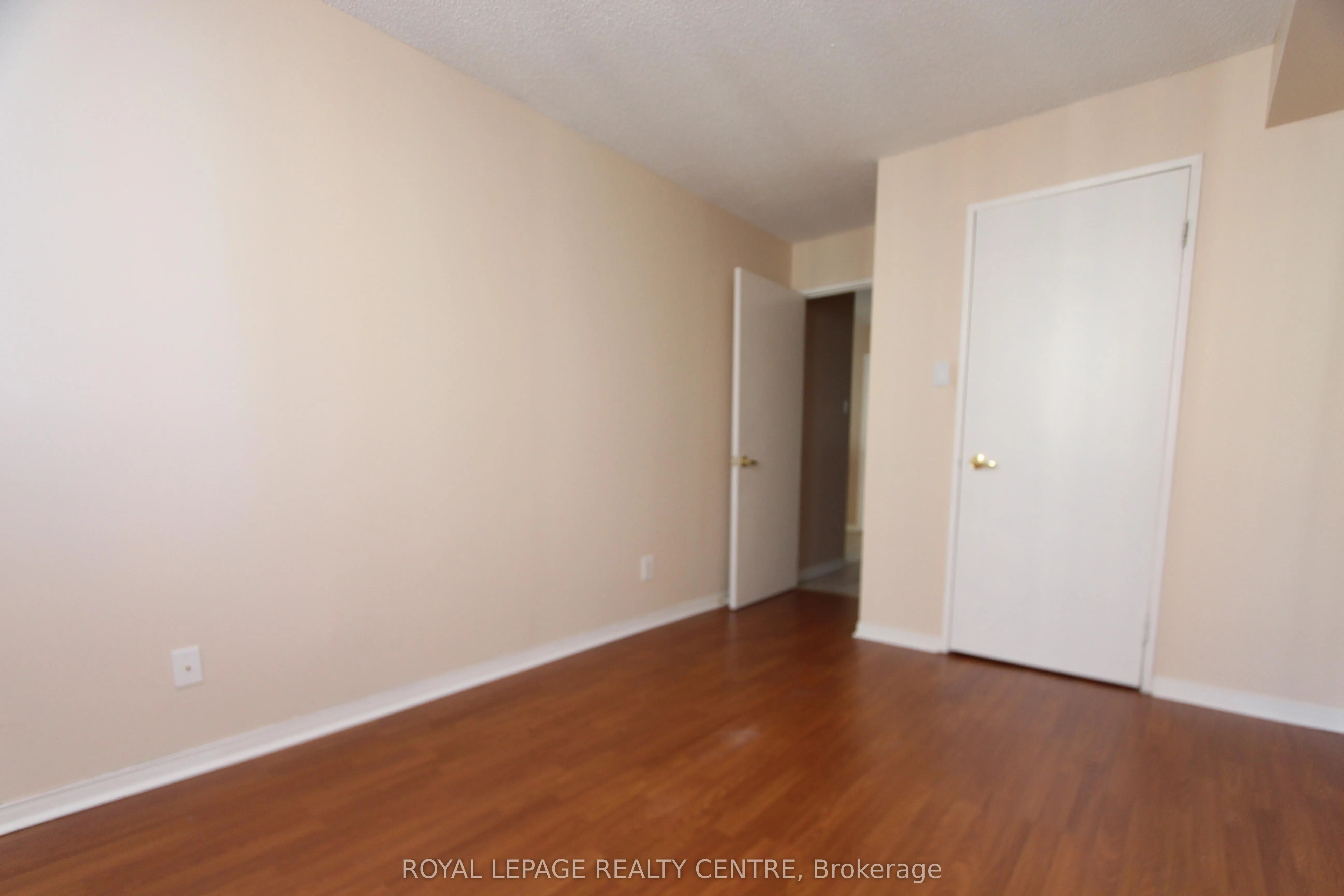 115 Hillcrest Avenue, #1106