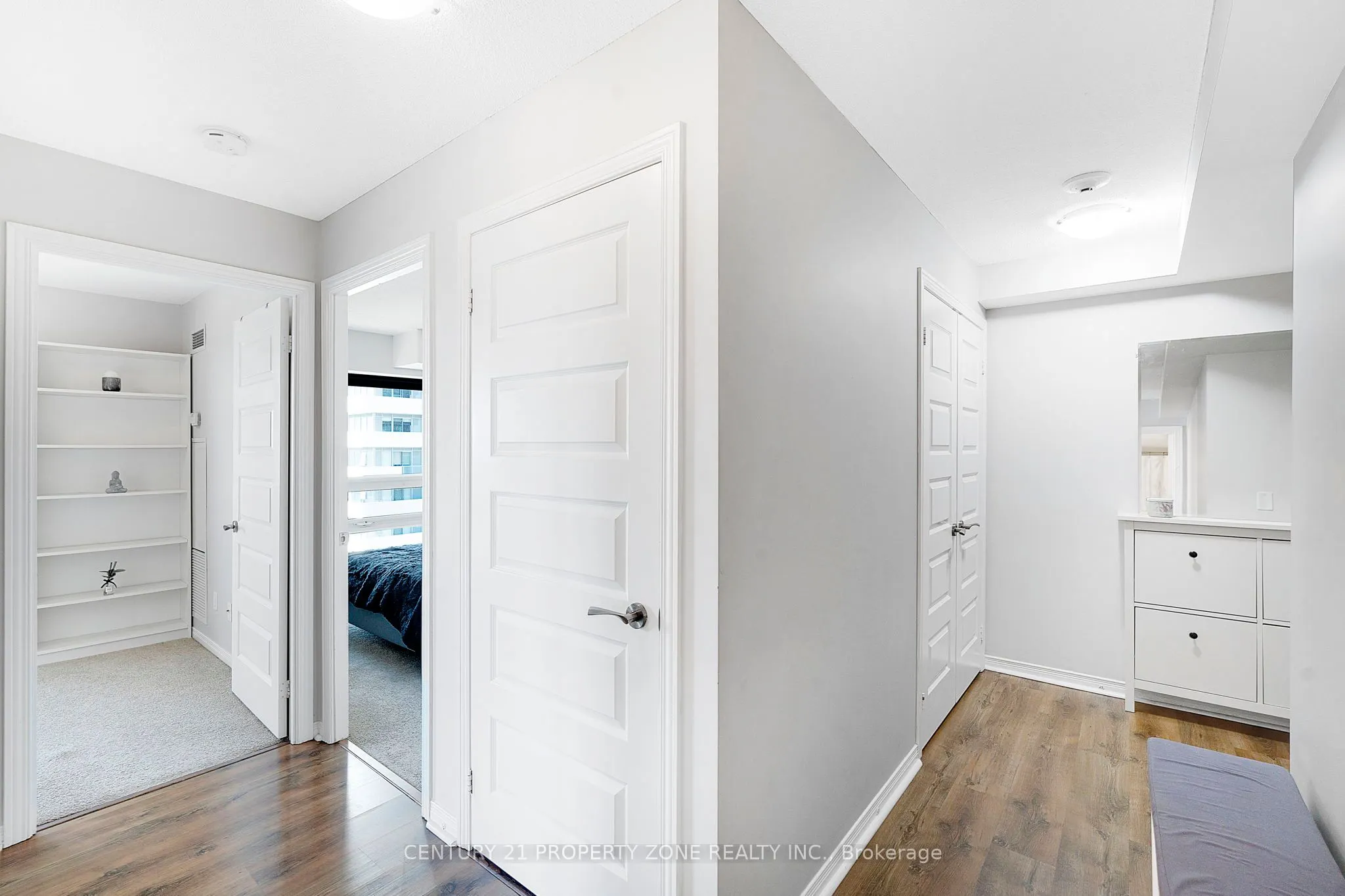 215 Queen Street E, #1804