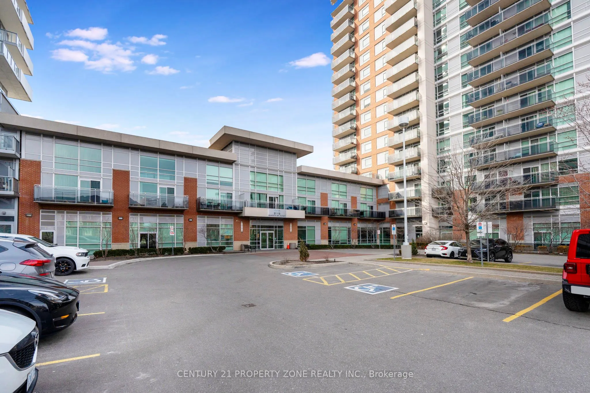 215 Queen Street E, #1804