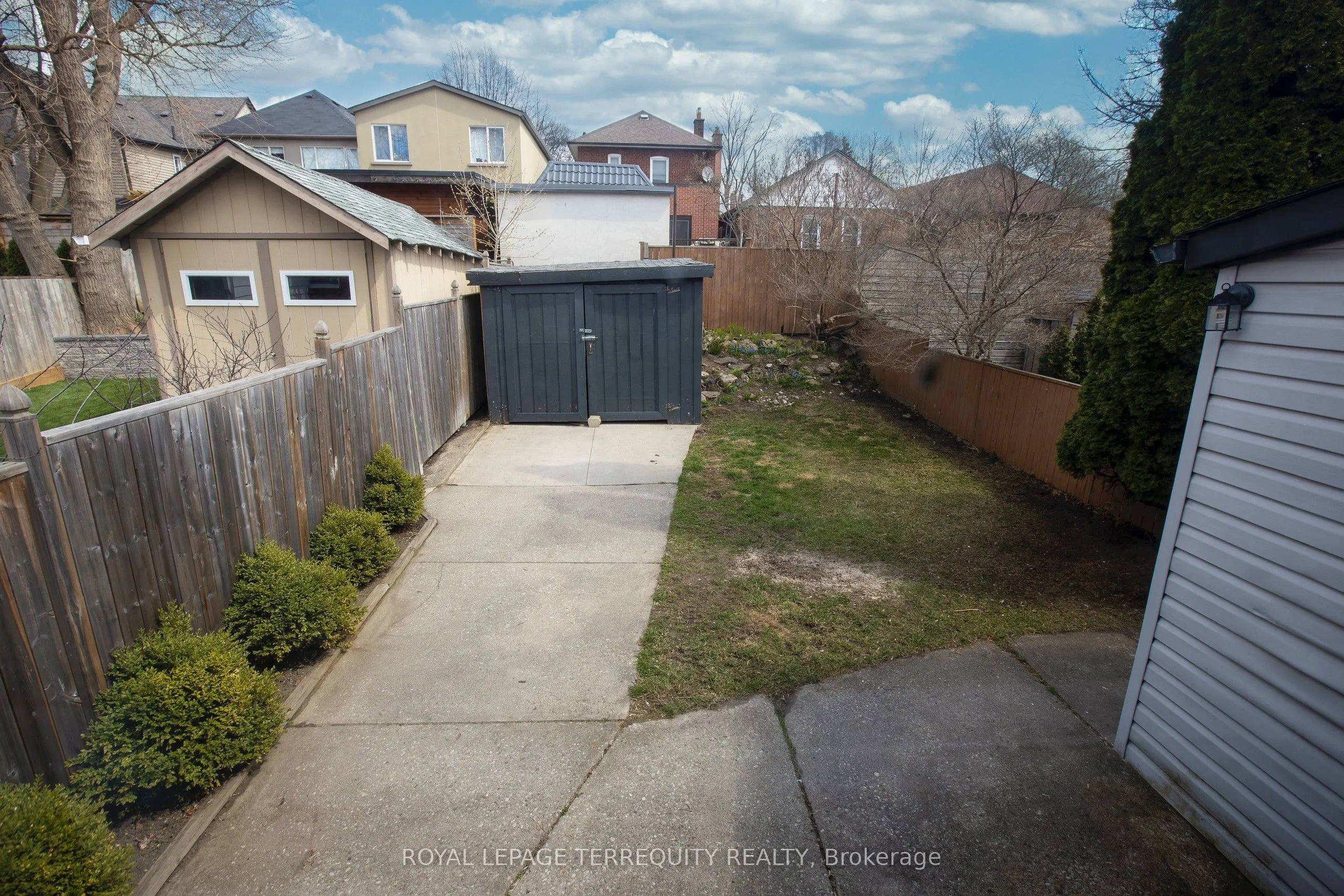 83 Durie Street