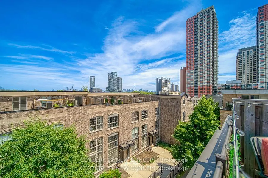 11 Foundry Avenue, #235