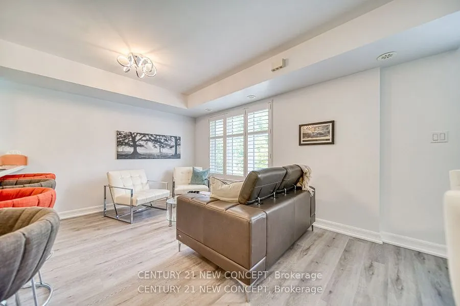 11 Foundry Avenue, #235