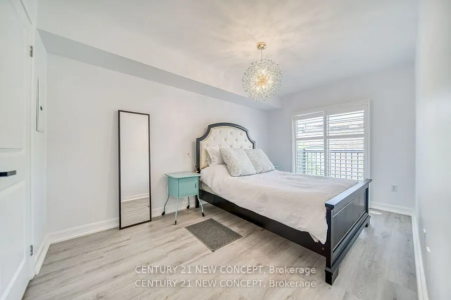11 Foundry Avenue, #235