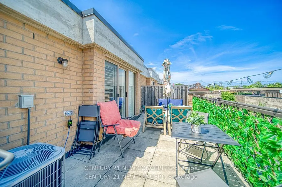 11 Foundry Avenue, #235