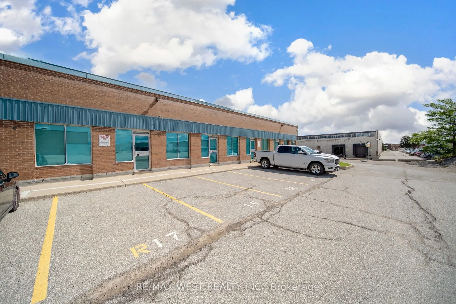 1662 Bonhill Road, #19