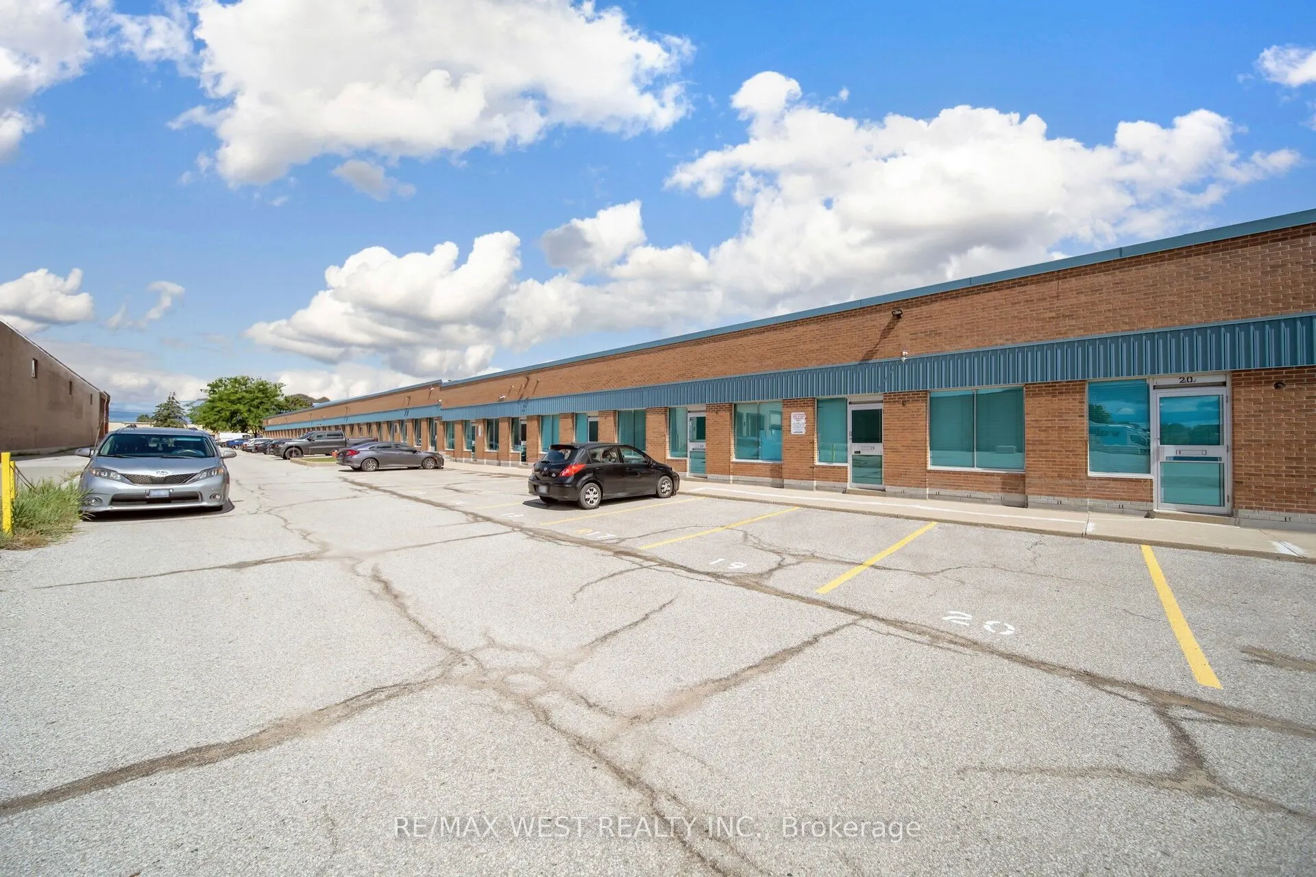 1662 Bonhill Road, #19