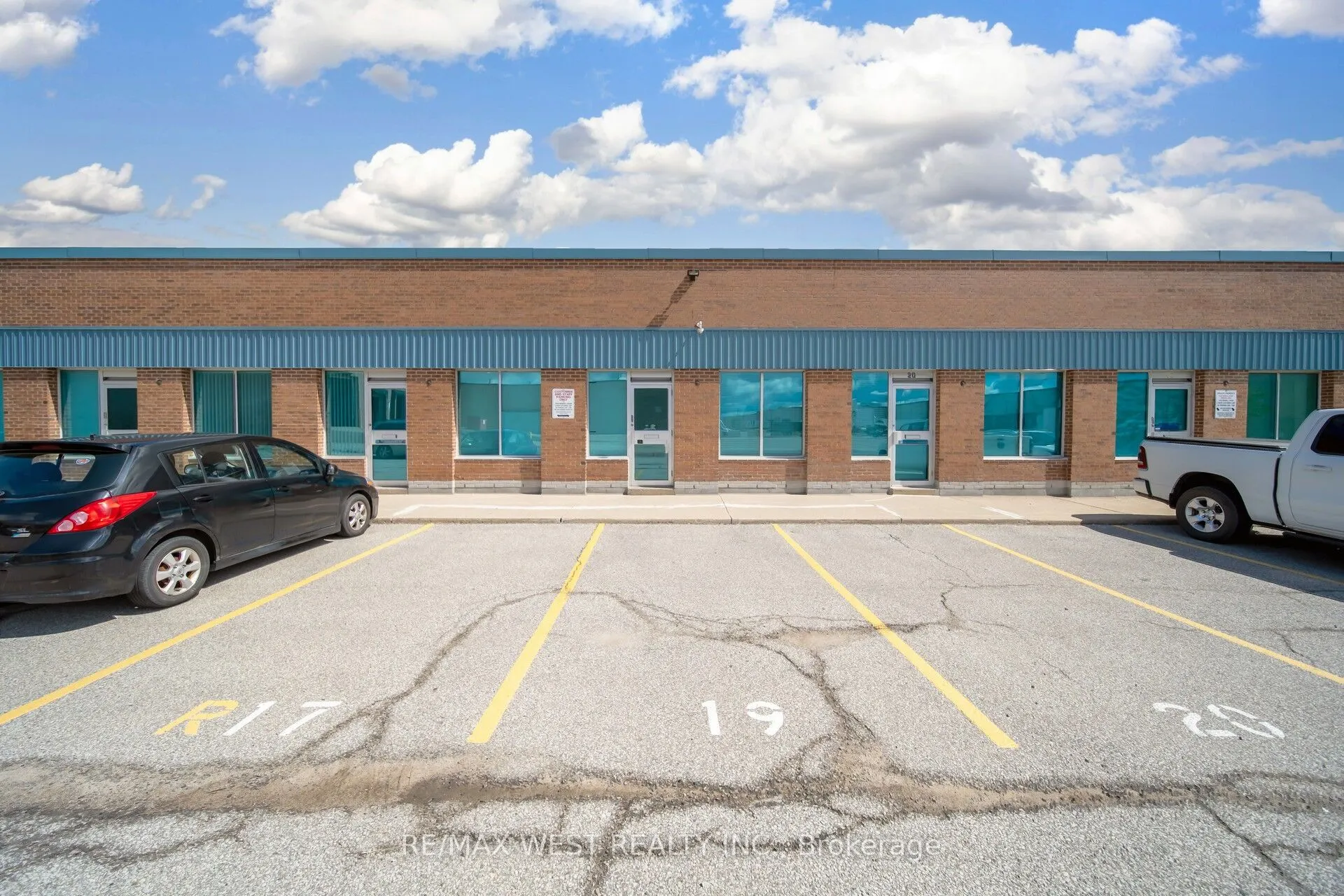 1662 Bonhill Road, #19
