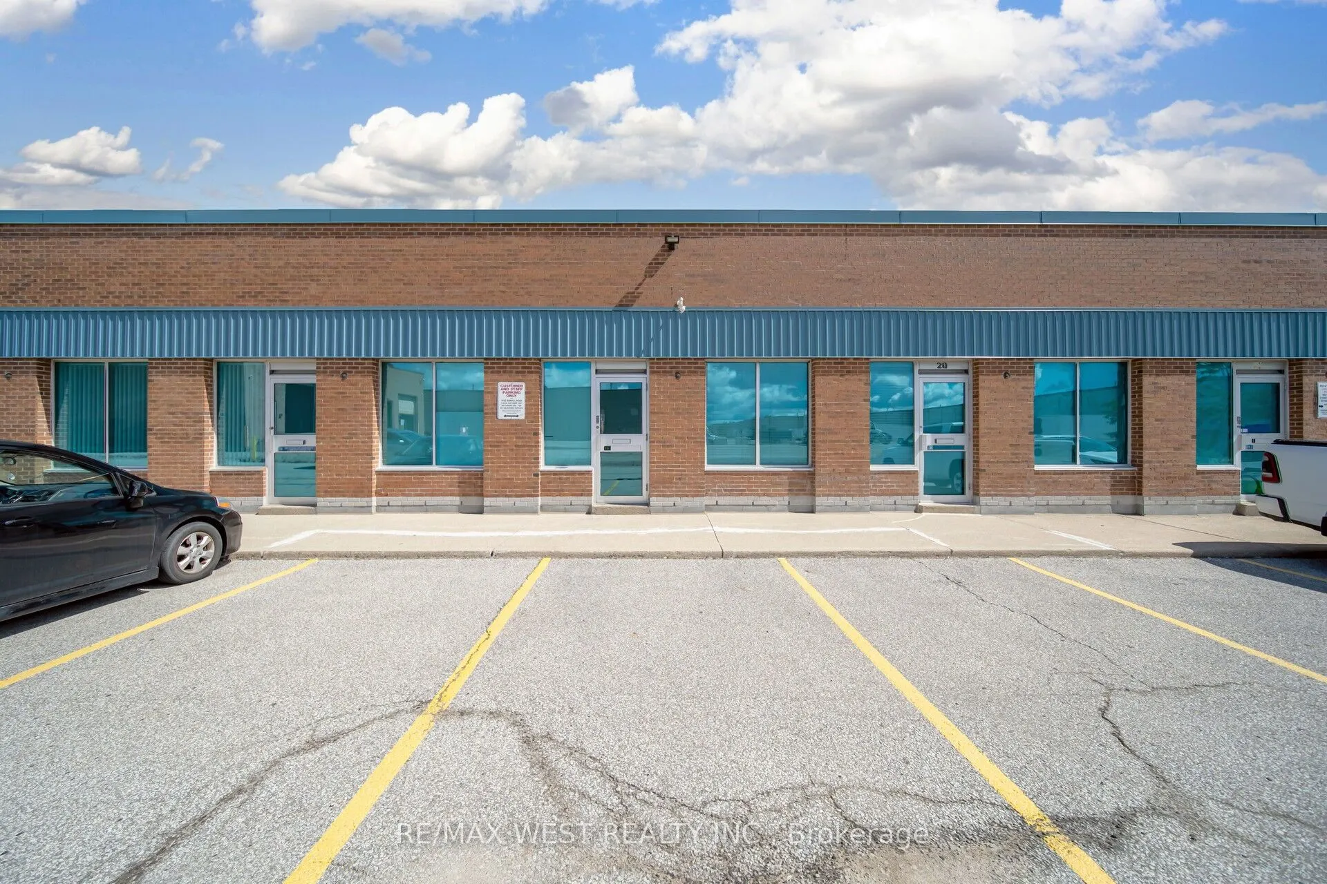 1662 Bonhill Road, #19