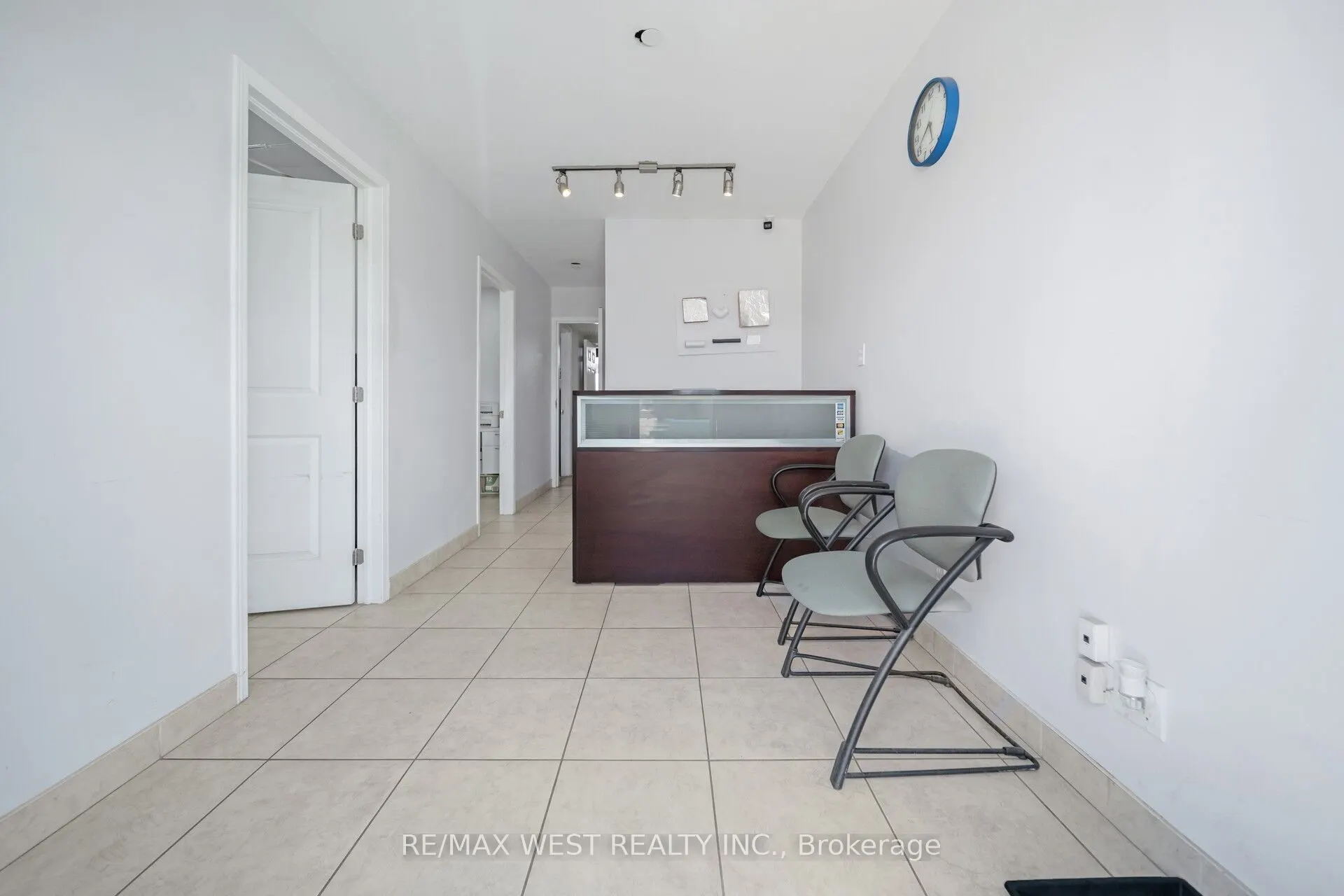 1662 Bonhill Road, #19