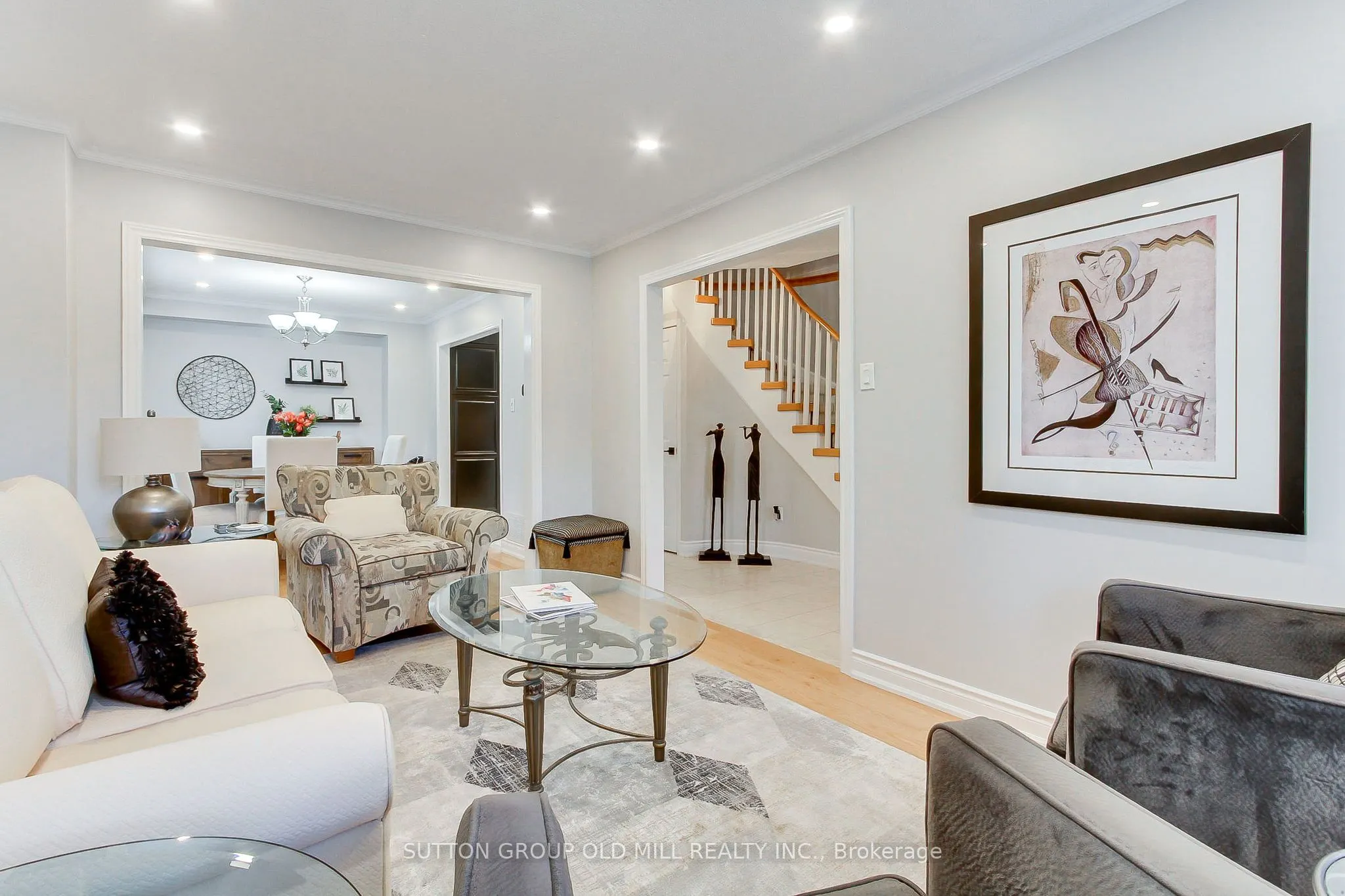 3126 Oakview Road
