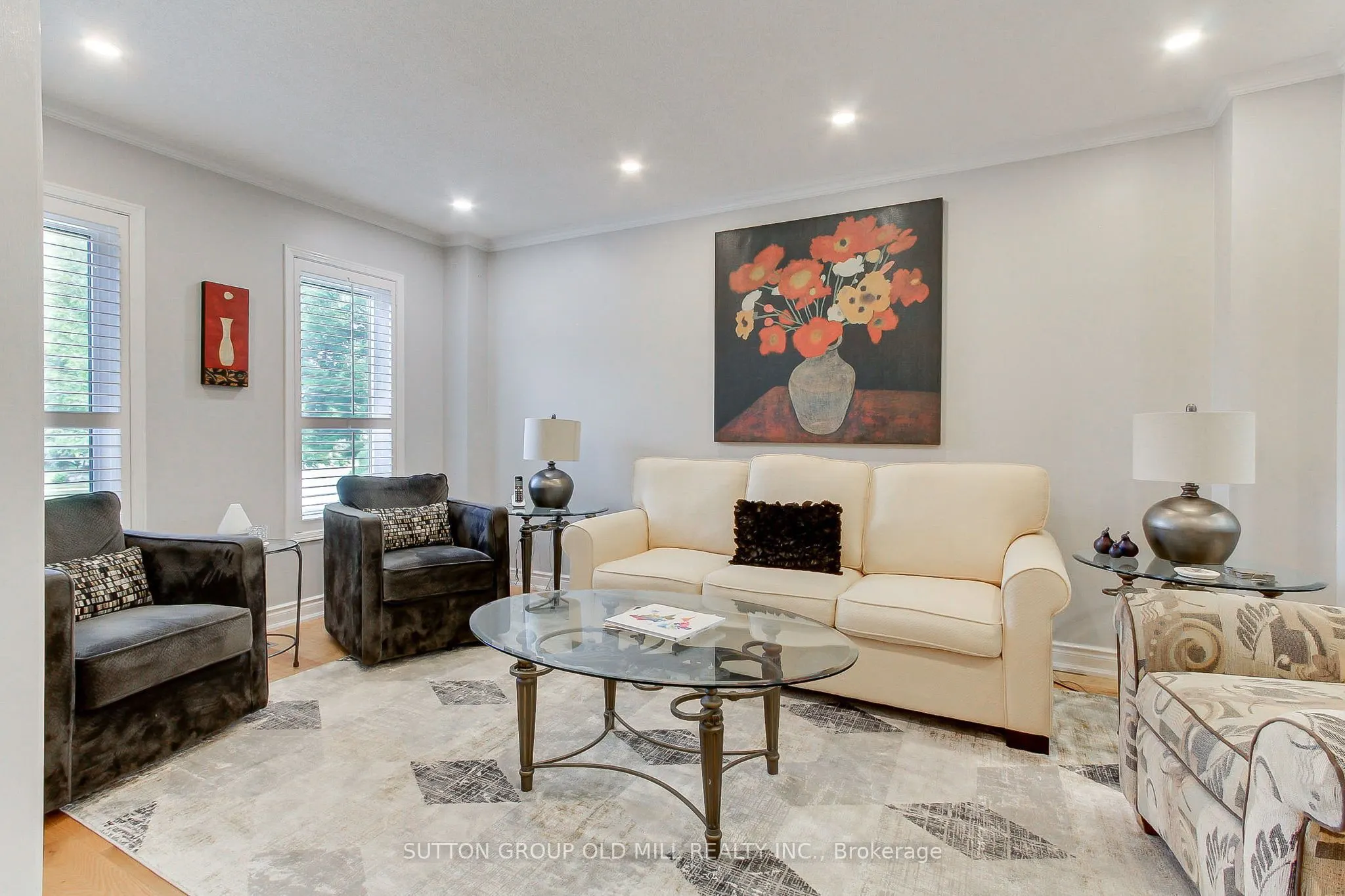 3126 Oakview Road