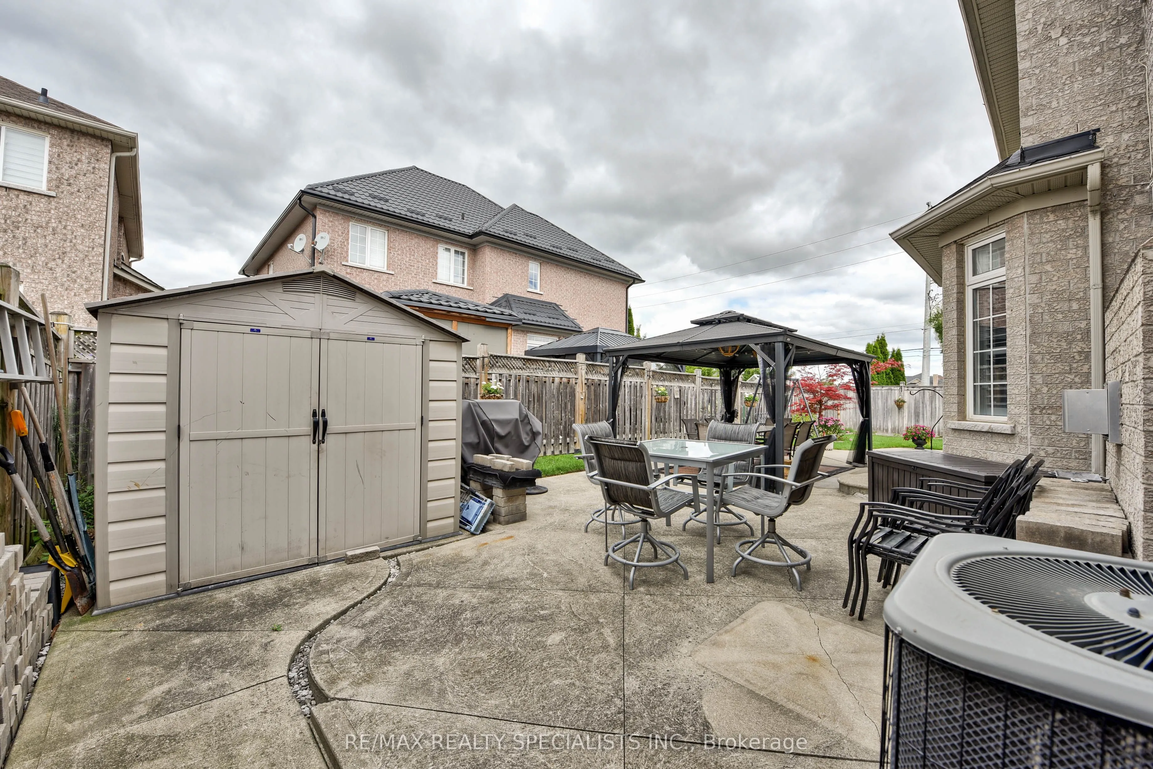 37 Bluffwood Crescent