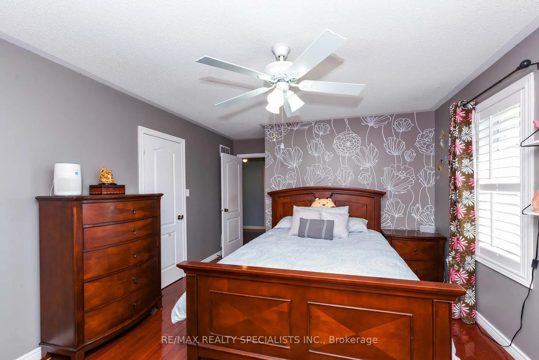 37 Bluffwood Crescent