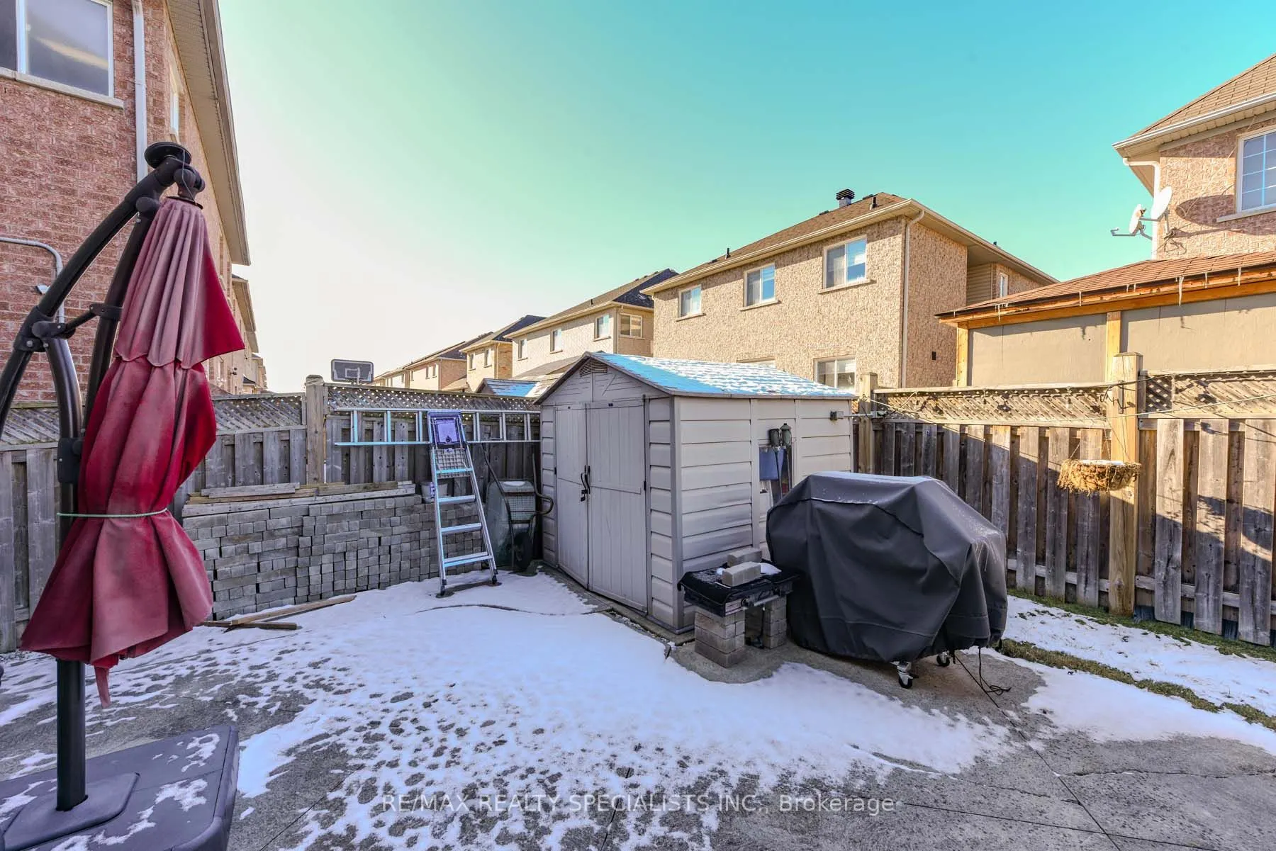 37 Bluffwood Crescent