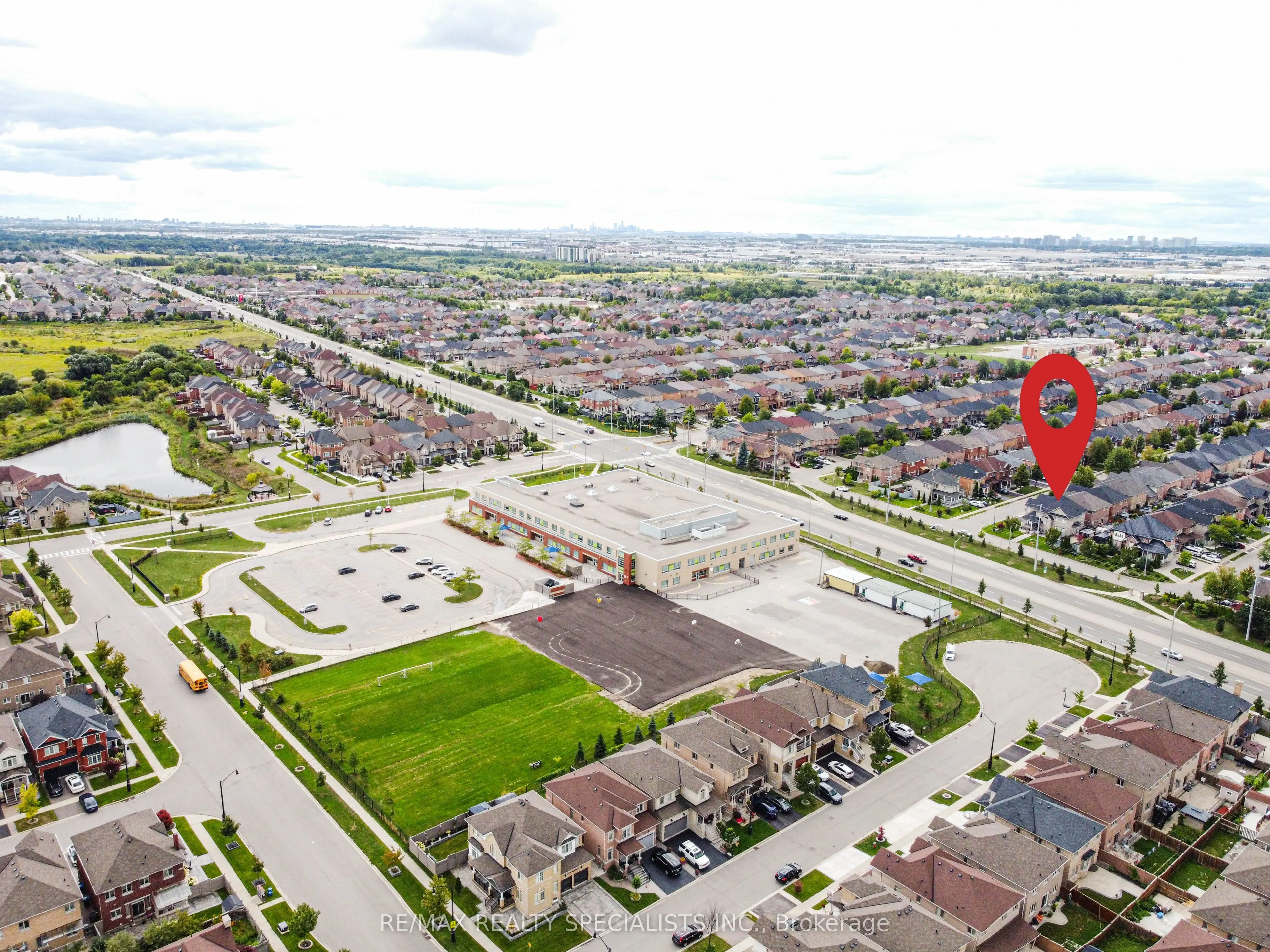 37 Bluffwood Crescent