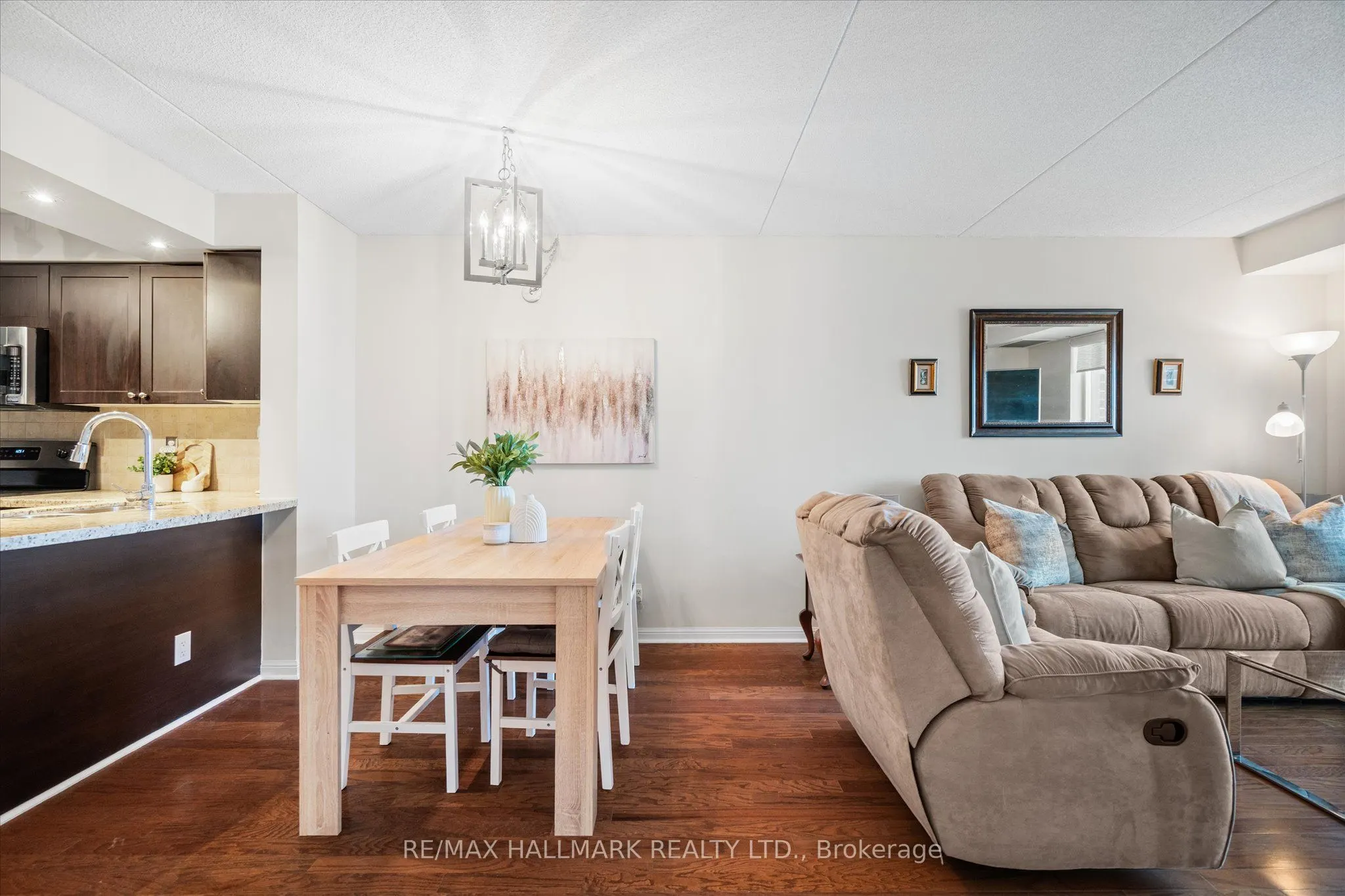 65 Via Rosedale, #318