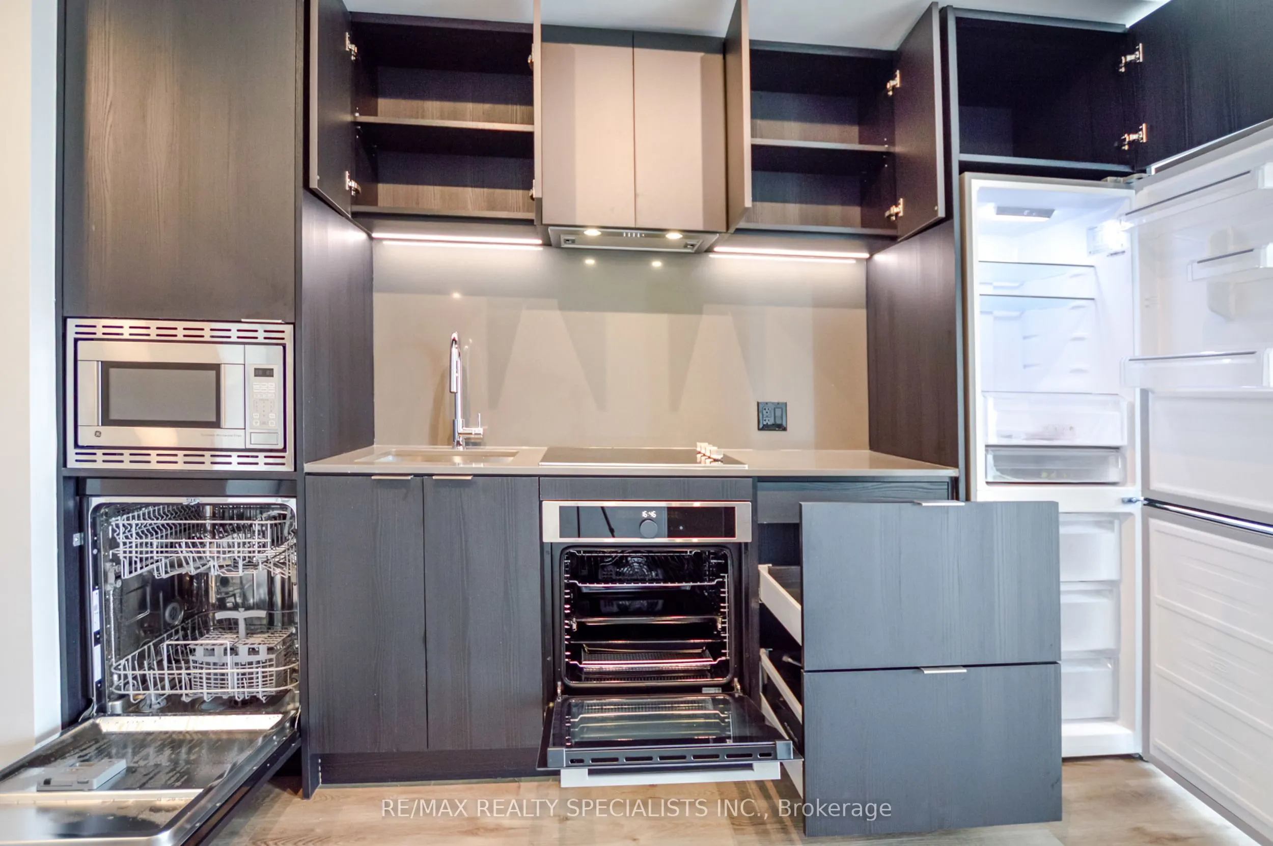 3009 NOVAR Road, #1307