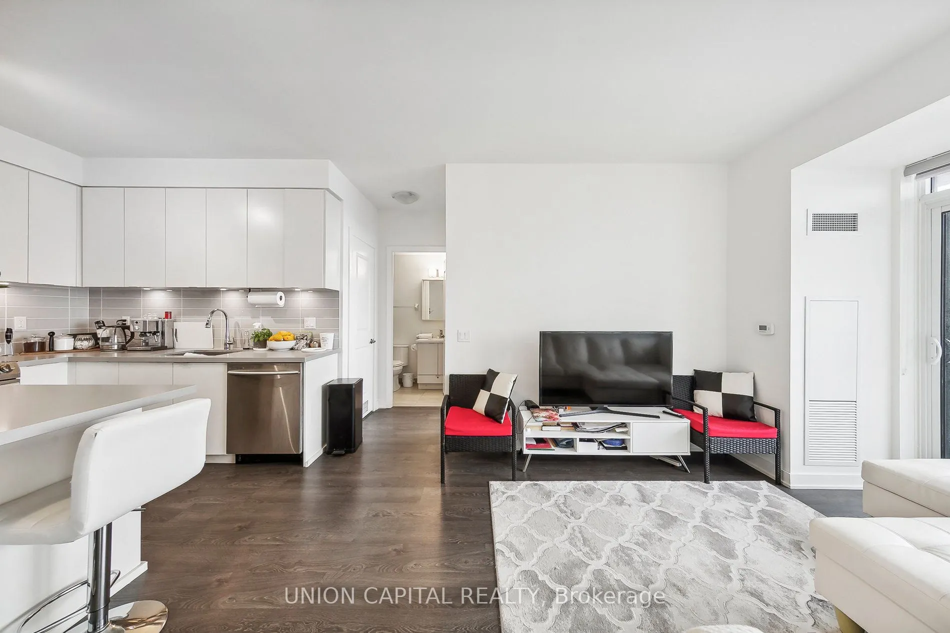 4699 Glen Erin Drive, #1001