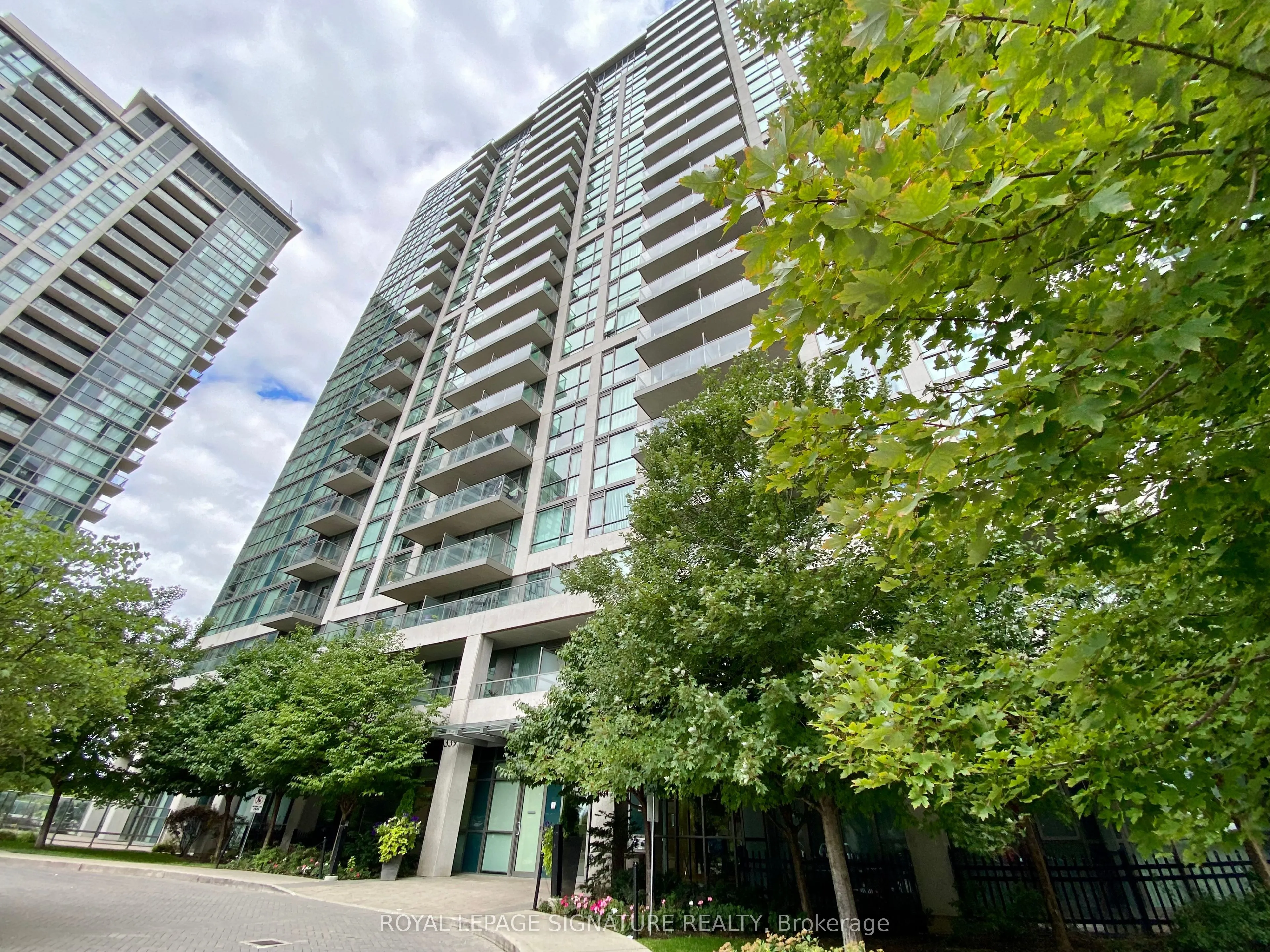 339 Rathburn Road W, #1210