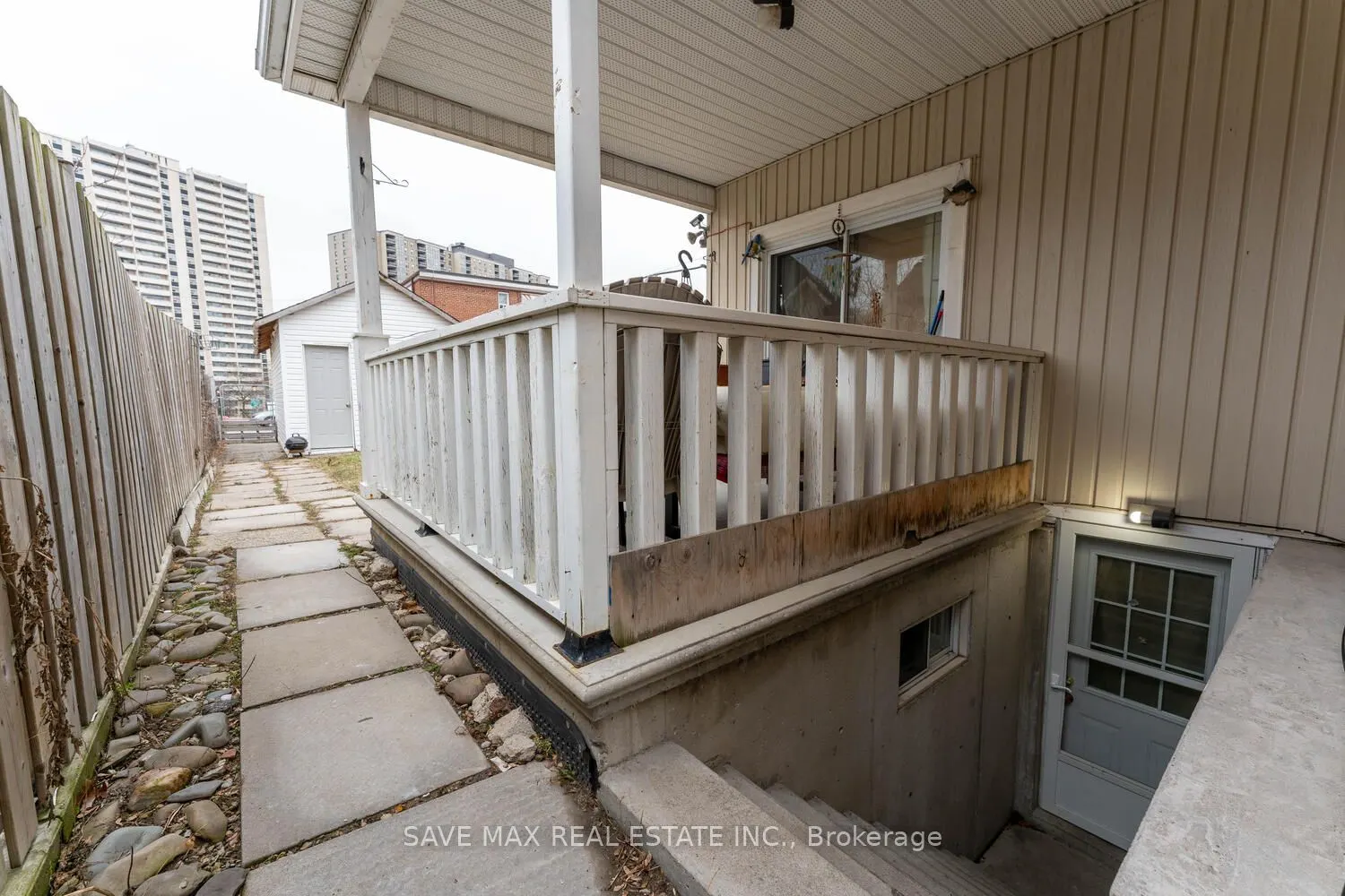 73 Buttonwood Avenue