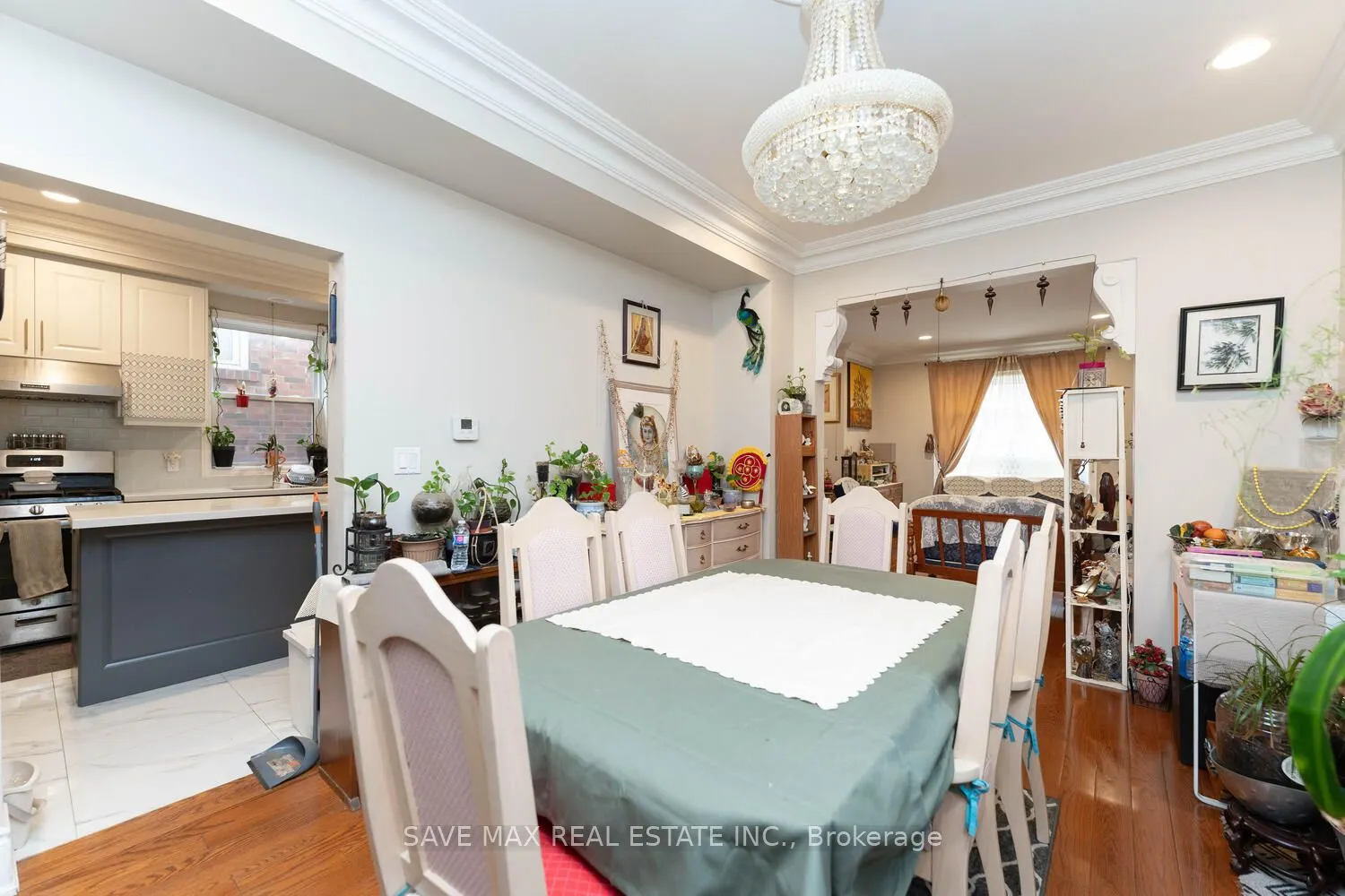 73 Buttonwood Avenue