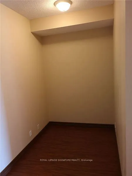 220 Burnhamthorpe Road W, #3208
