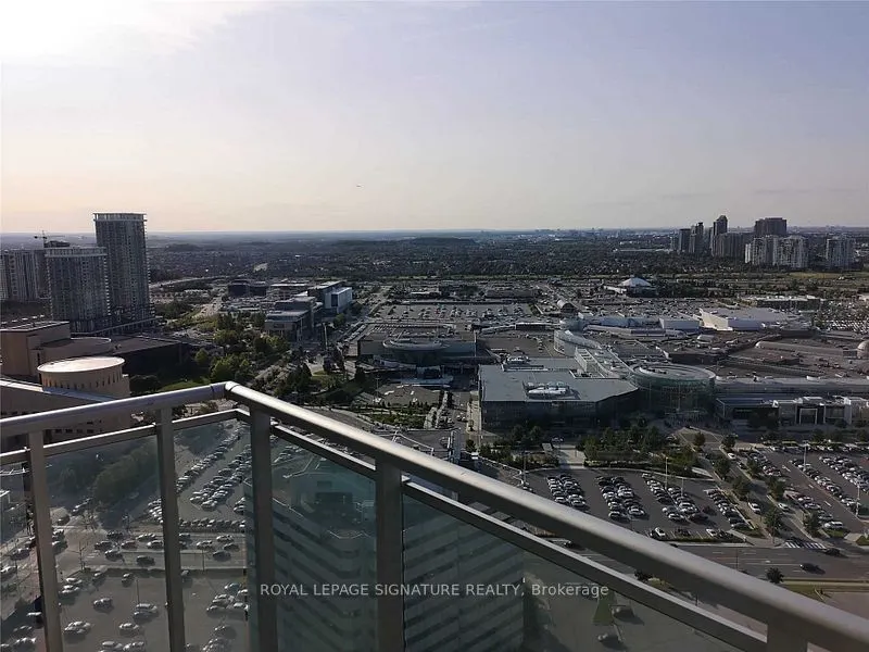 220 Burnhamthorpe Road W, #3208