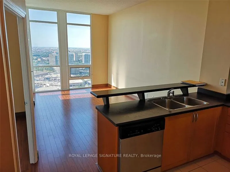220 Burnhamthorpe Road W, #3208