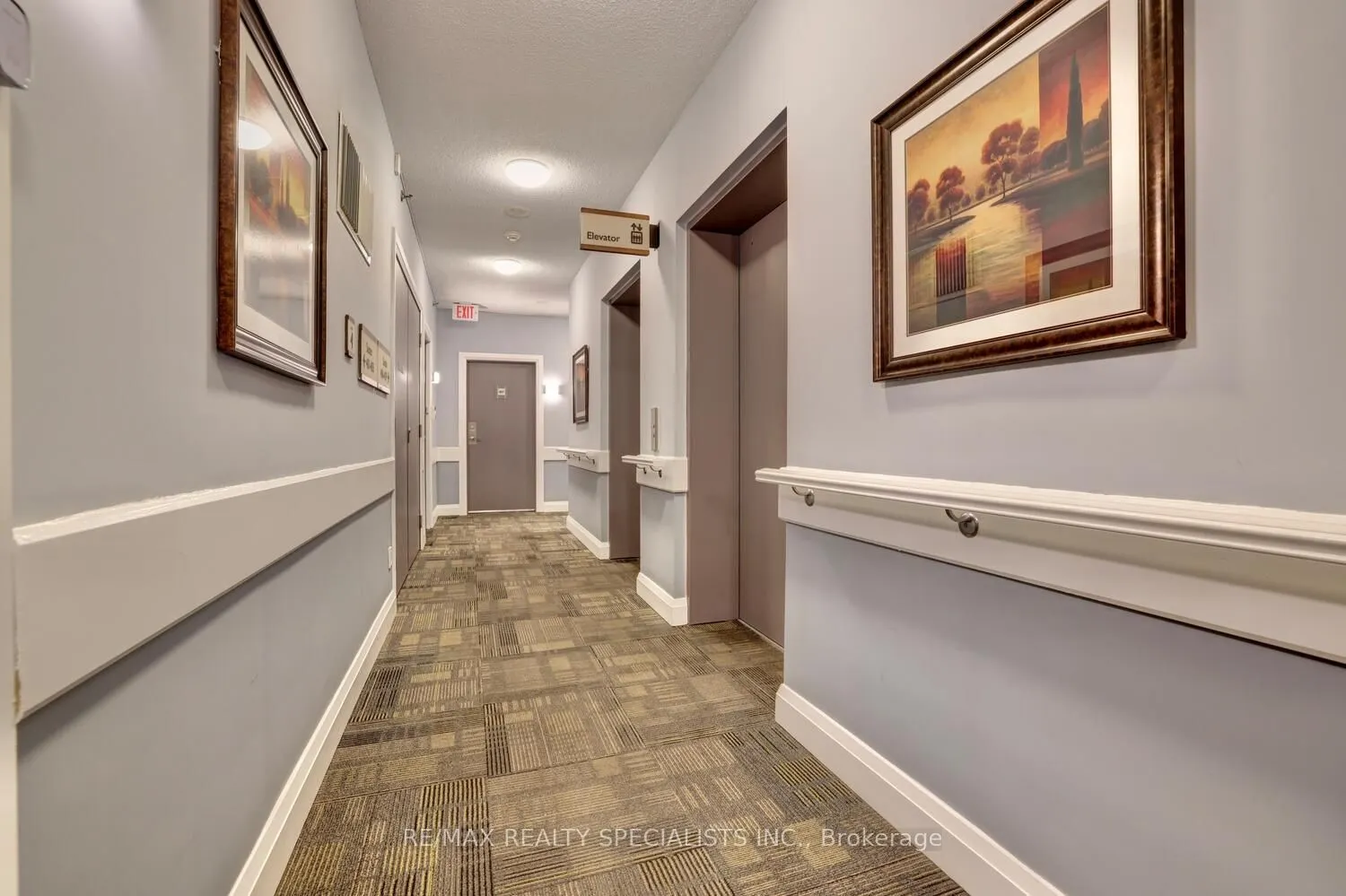 810 Scollard Court, #404