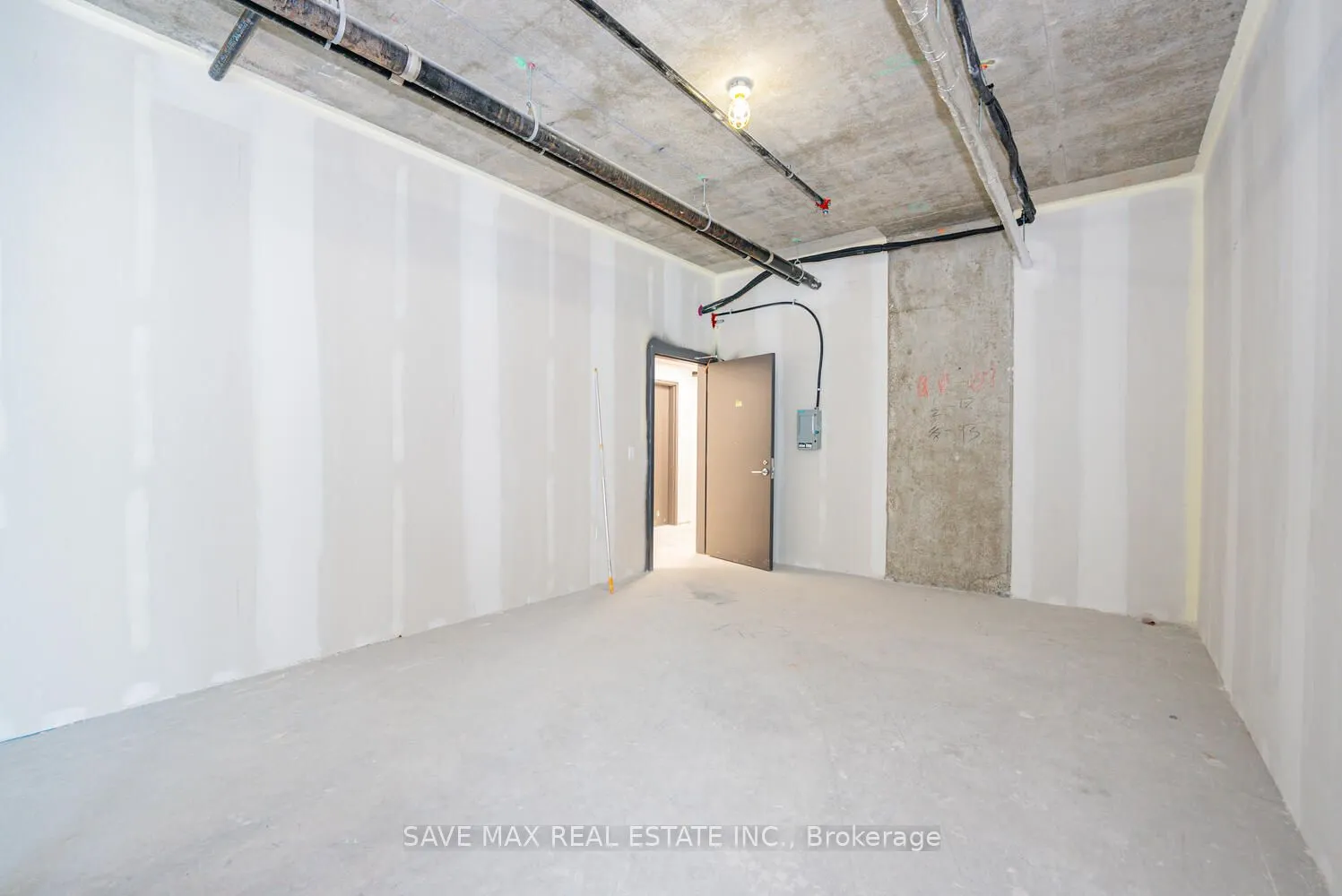 600 Dixon Road, #319