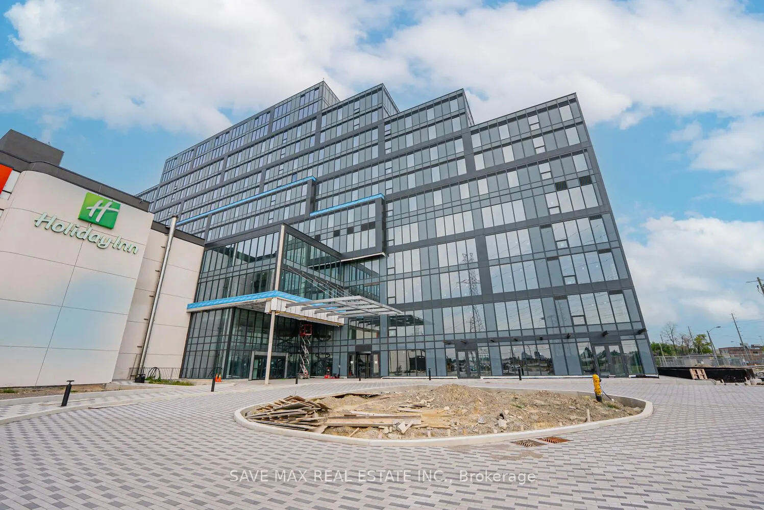600 Dixon Road, #319