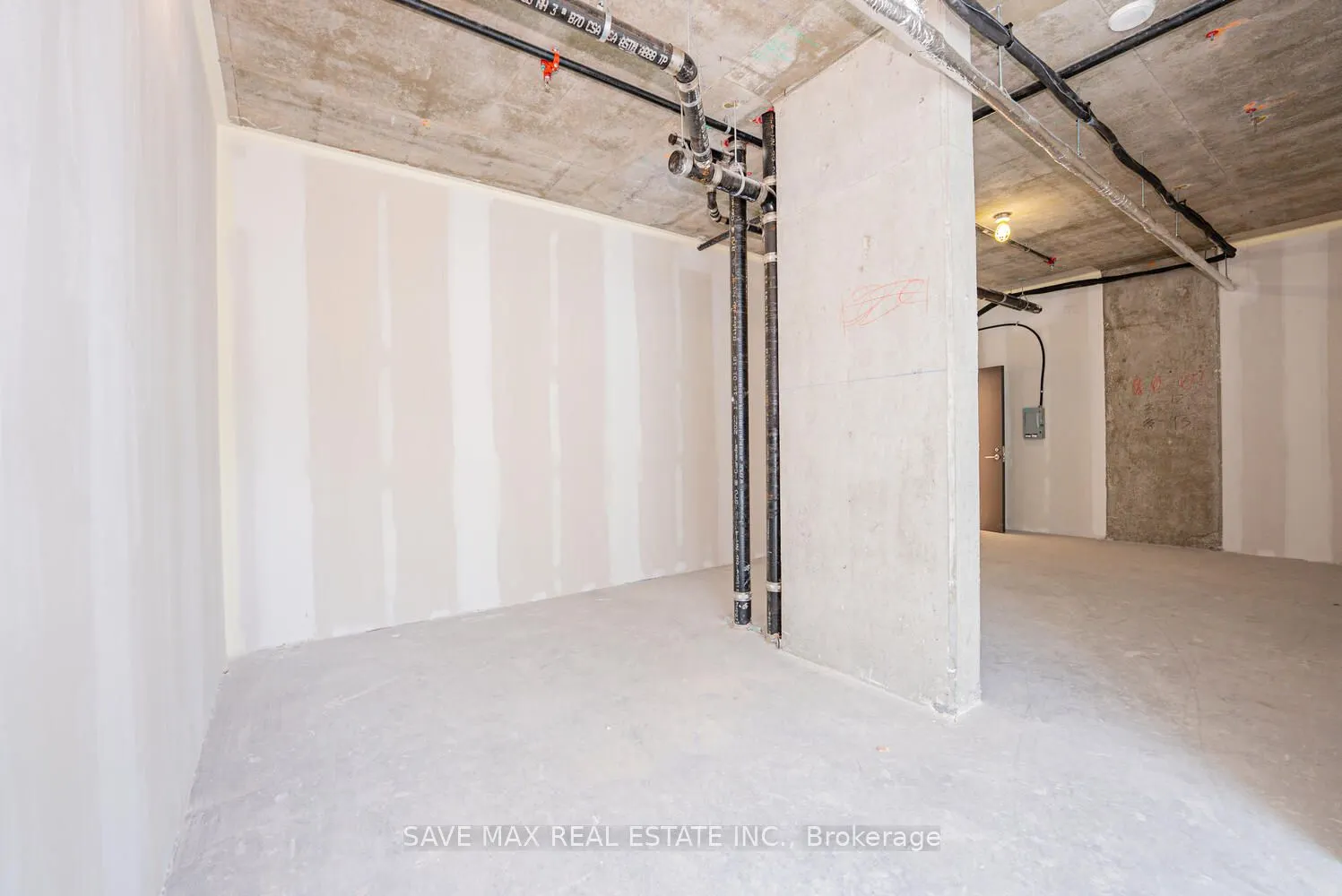 600 Dixon Road, #319