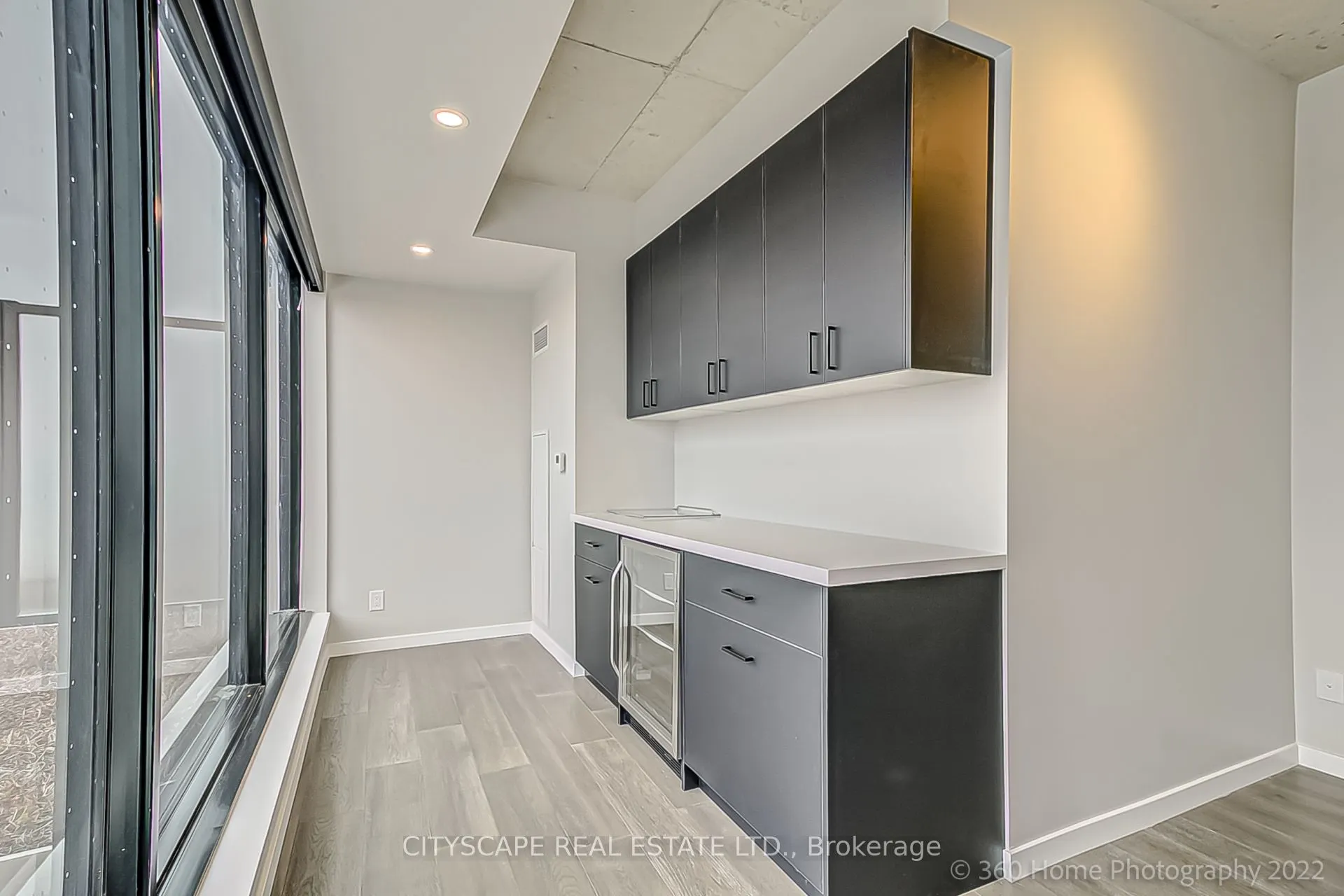7 Smith Crescent, #Ph 810