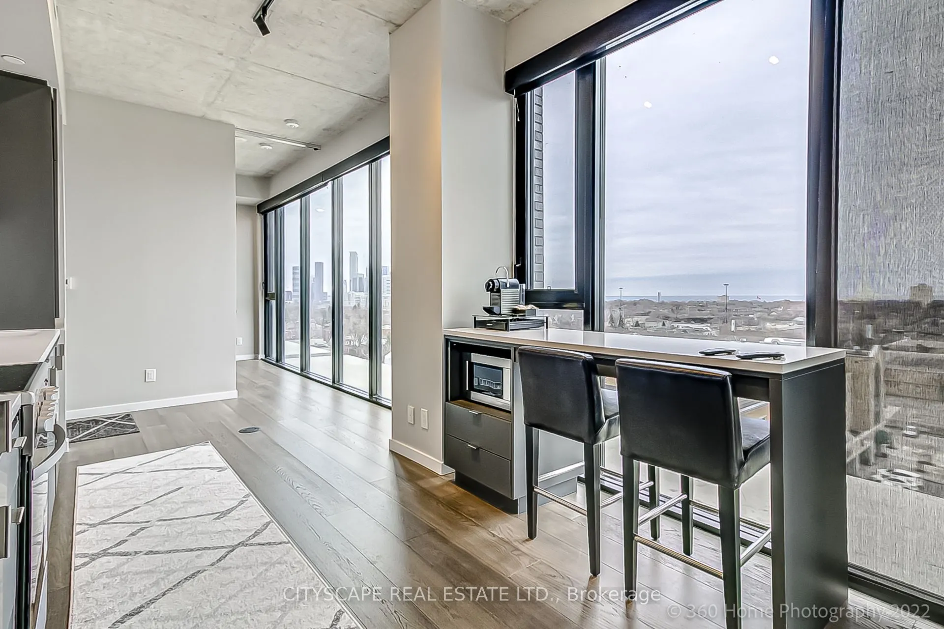 7 Smith Crescent, #Ph 810
