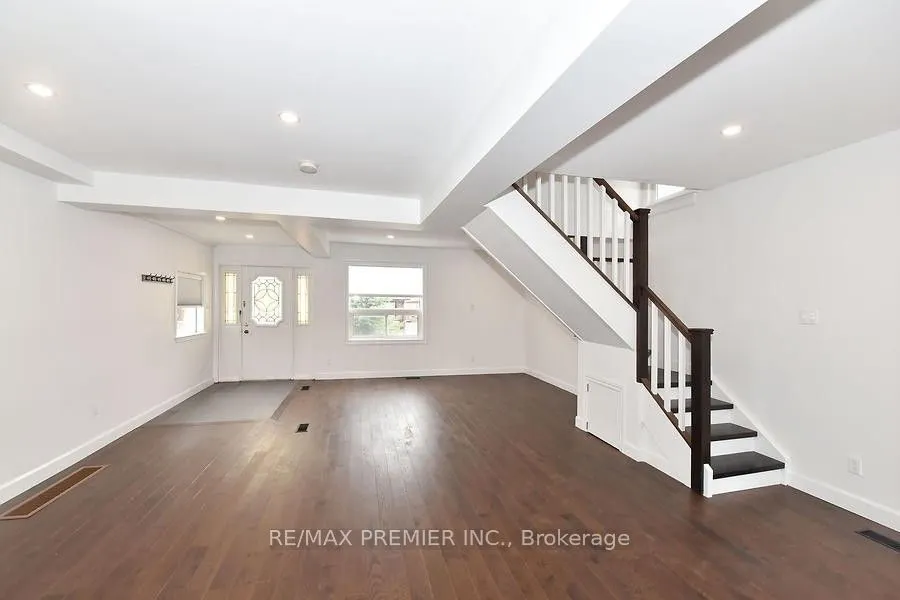 221 Belgravia Avenue