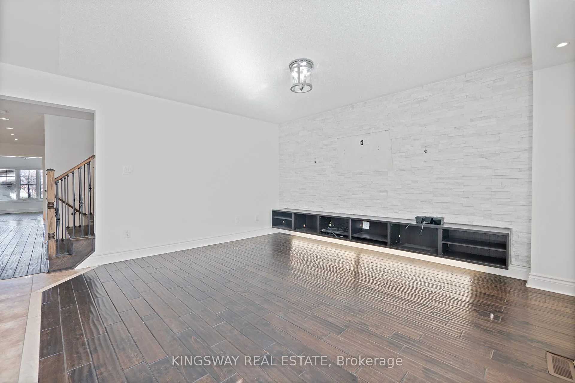 470 Savoline Boulevard