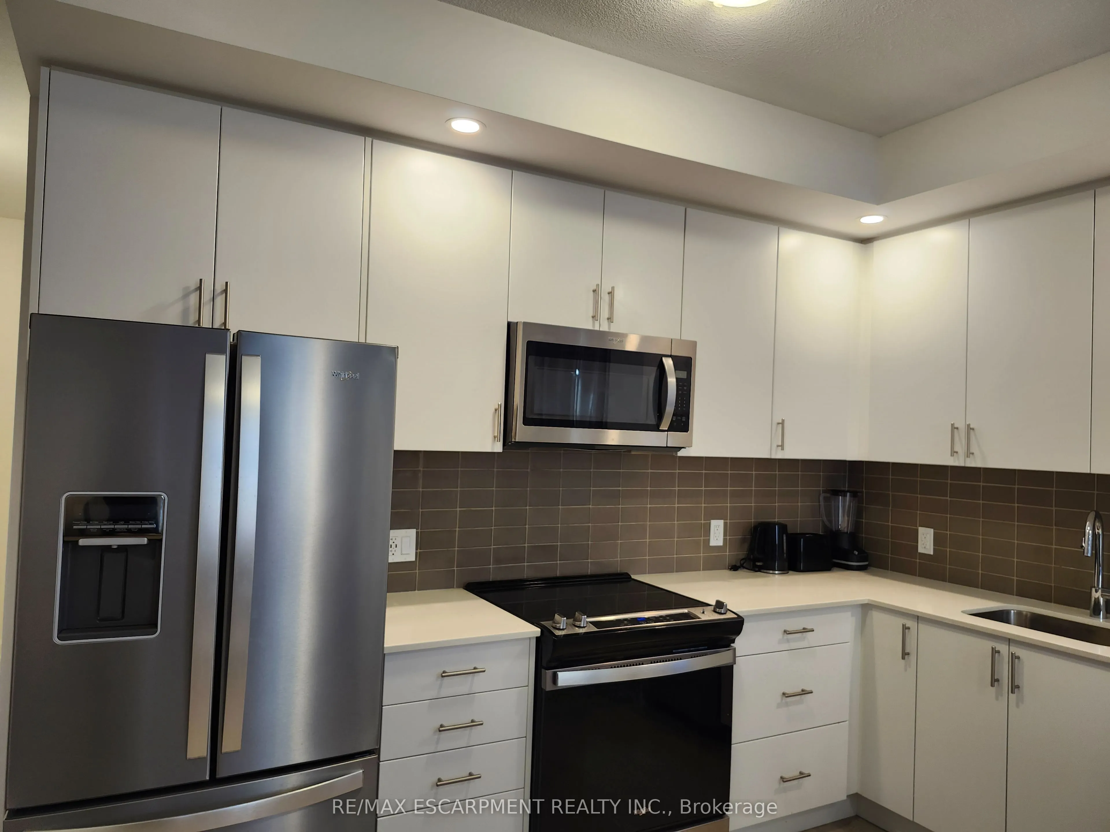 3220 William Coltson Avenue, #607