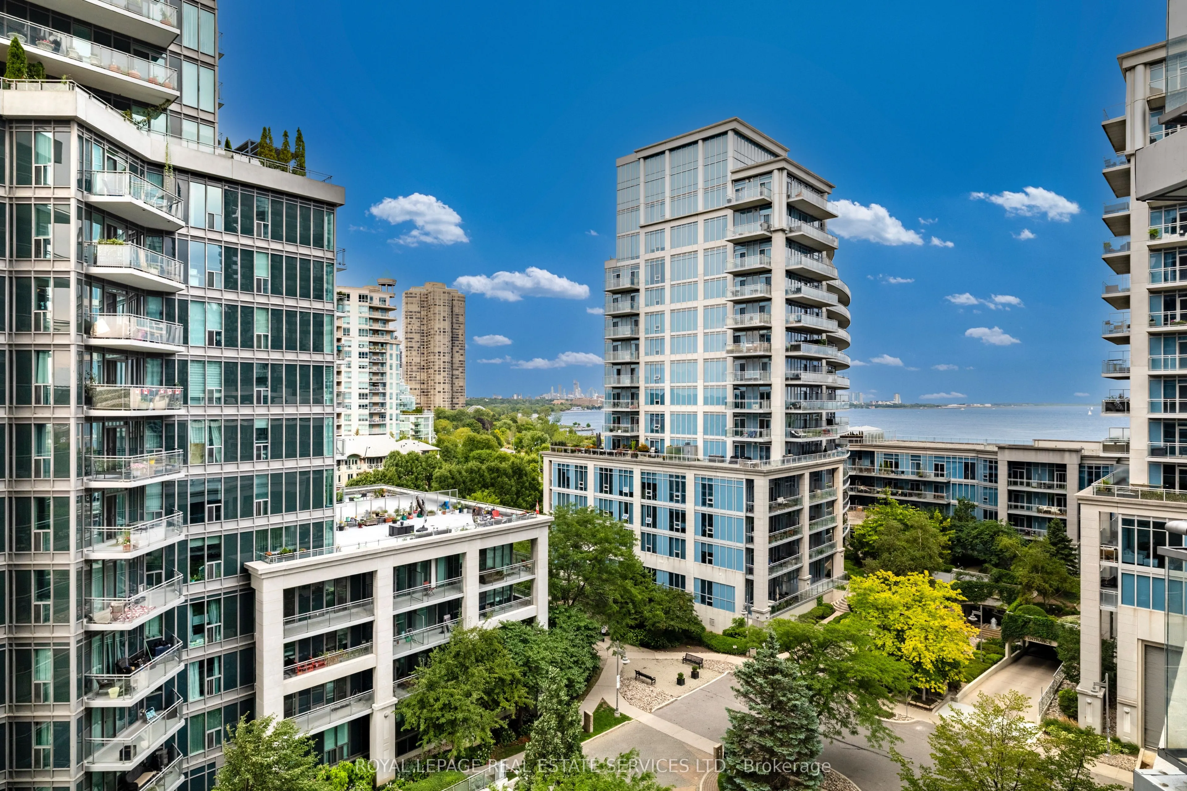 2121 Lake Shore Boulevard W, #809