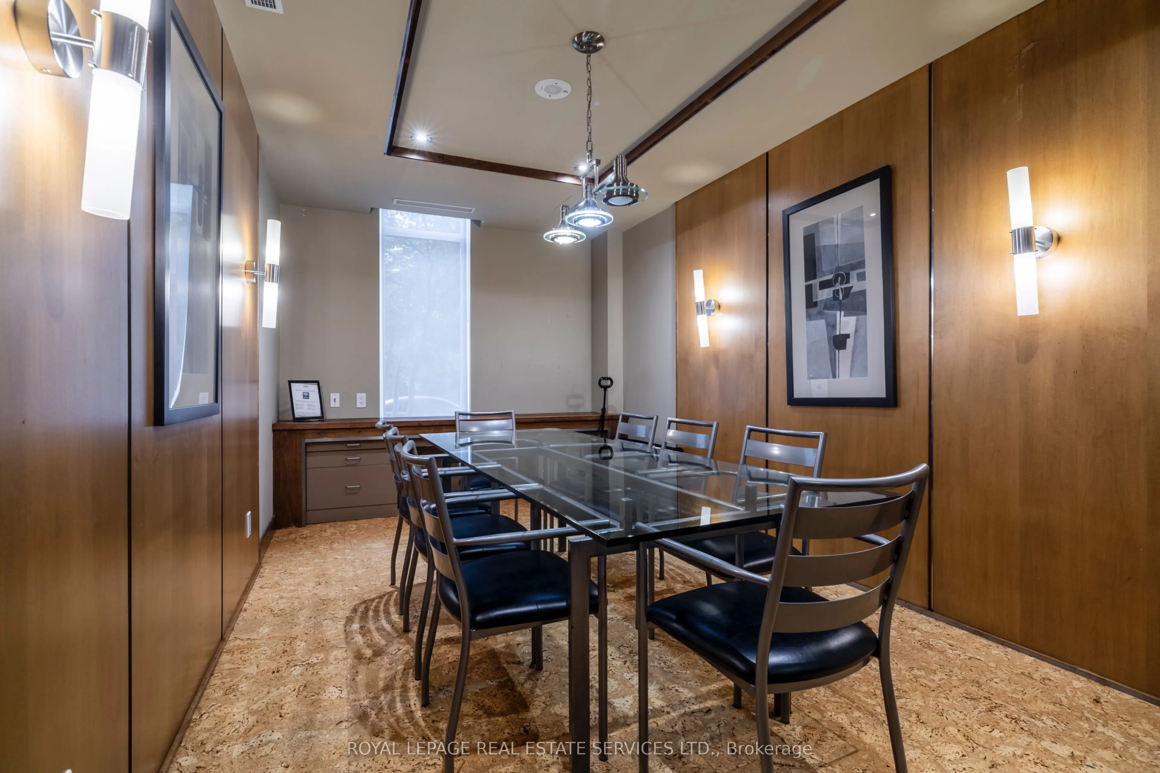 2121 Lake Shore Boulevard W, #809