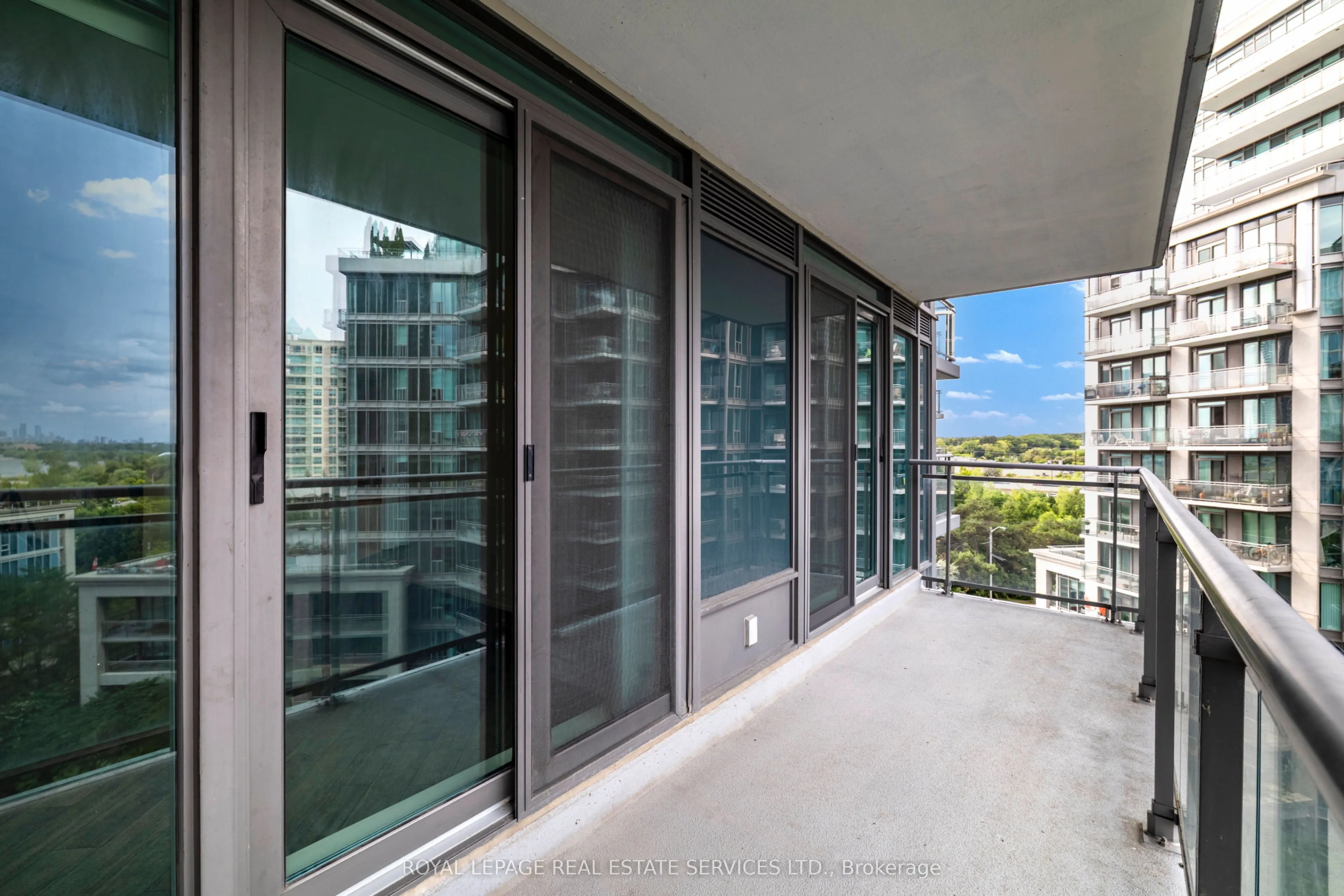 2121 Lake Shore Boulevard W, #809