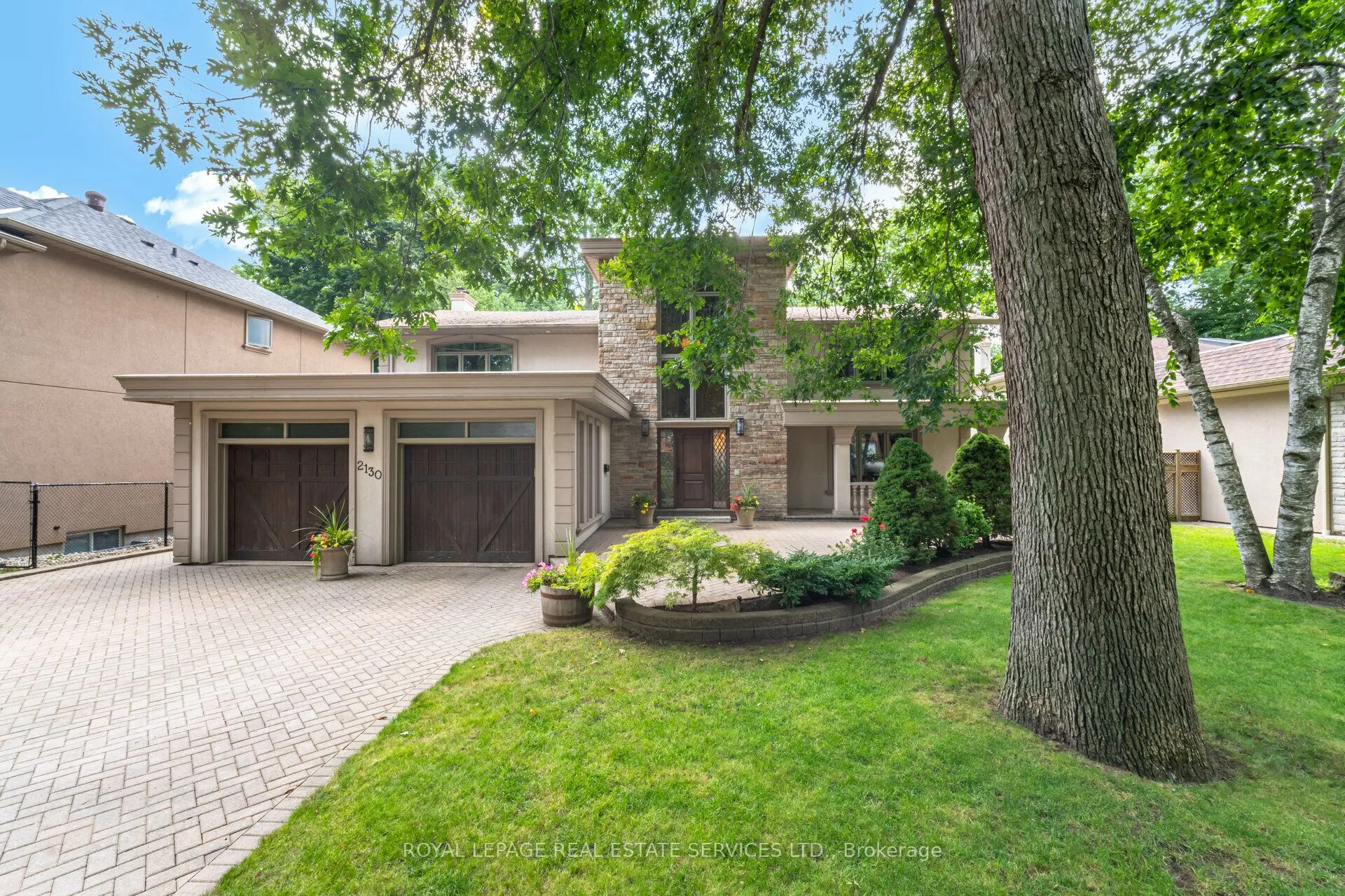 2130 Autumn Breeze Drive N