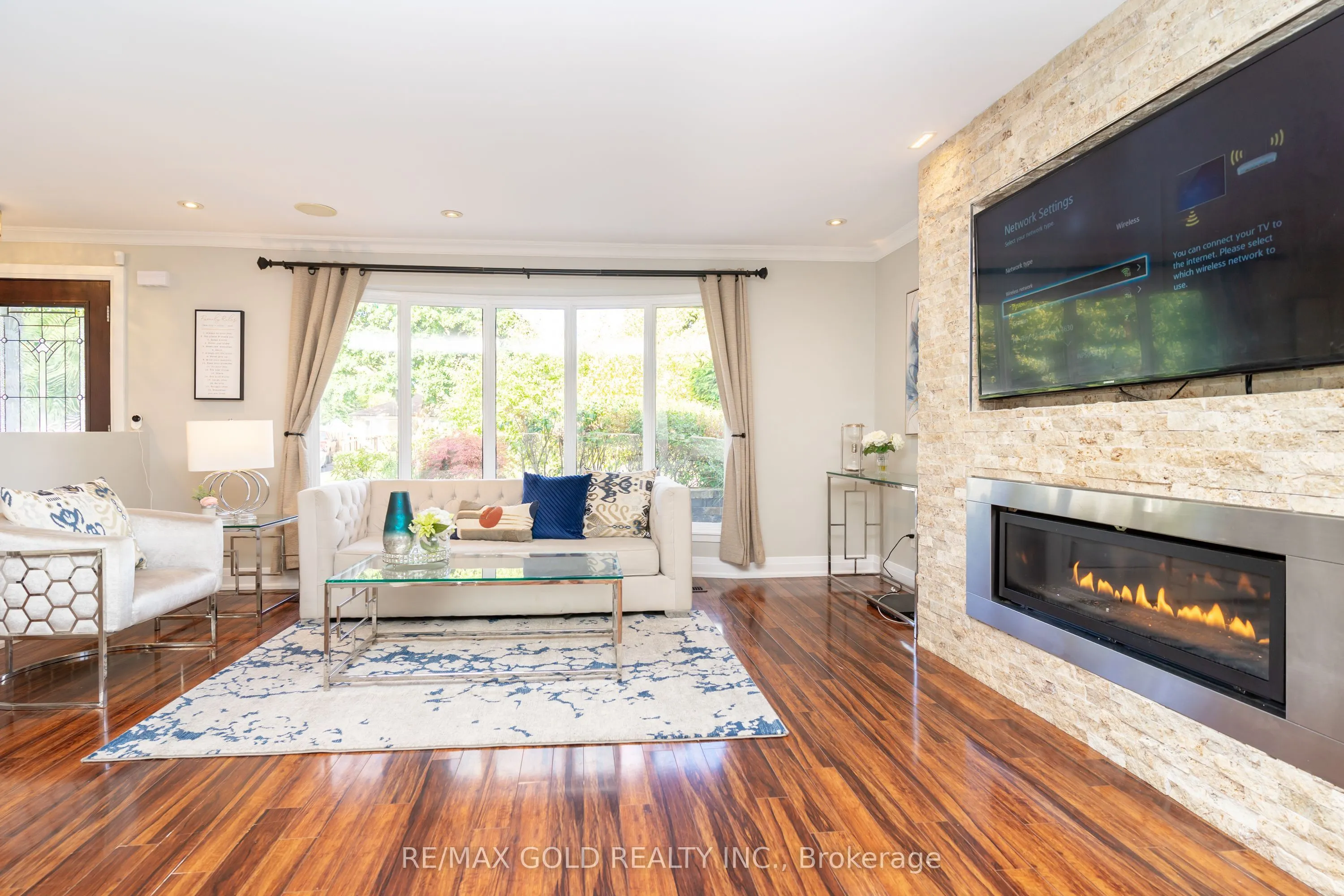 39 Ascot Avenue