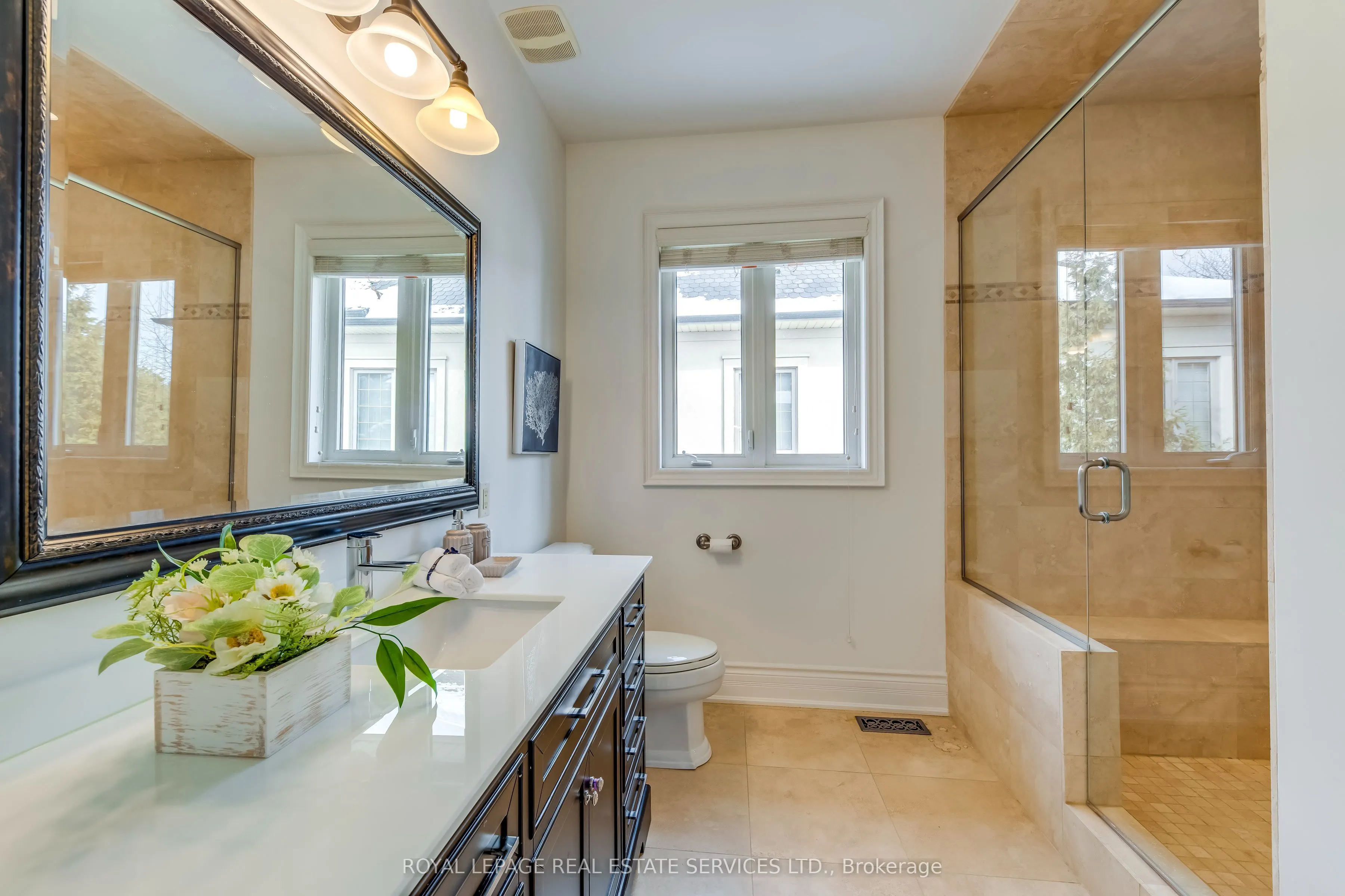 3341 Lakeshore Road