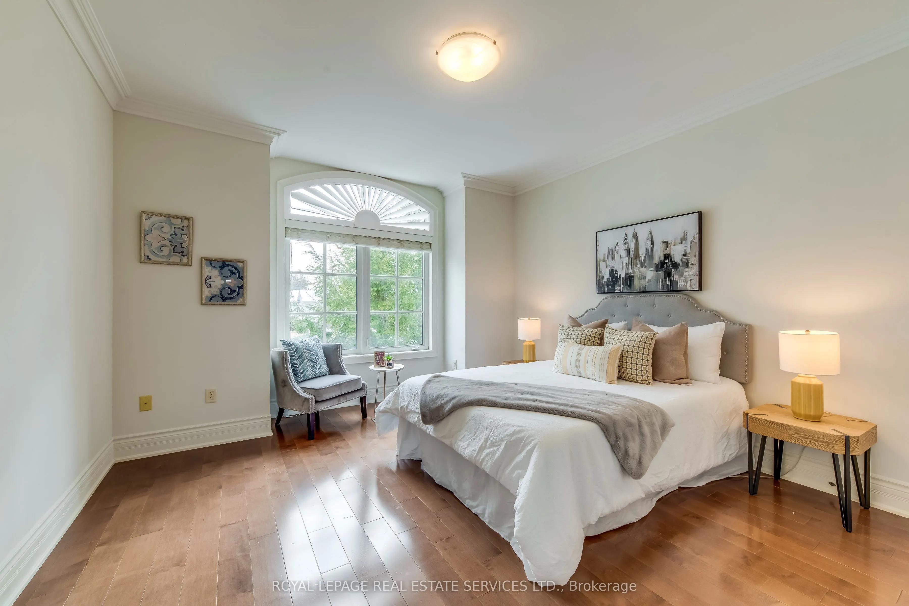 3341 Lakeshore Road