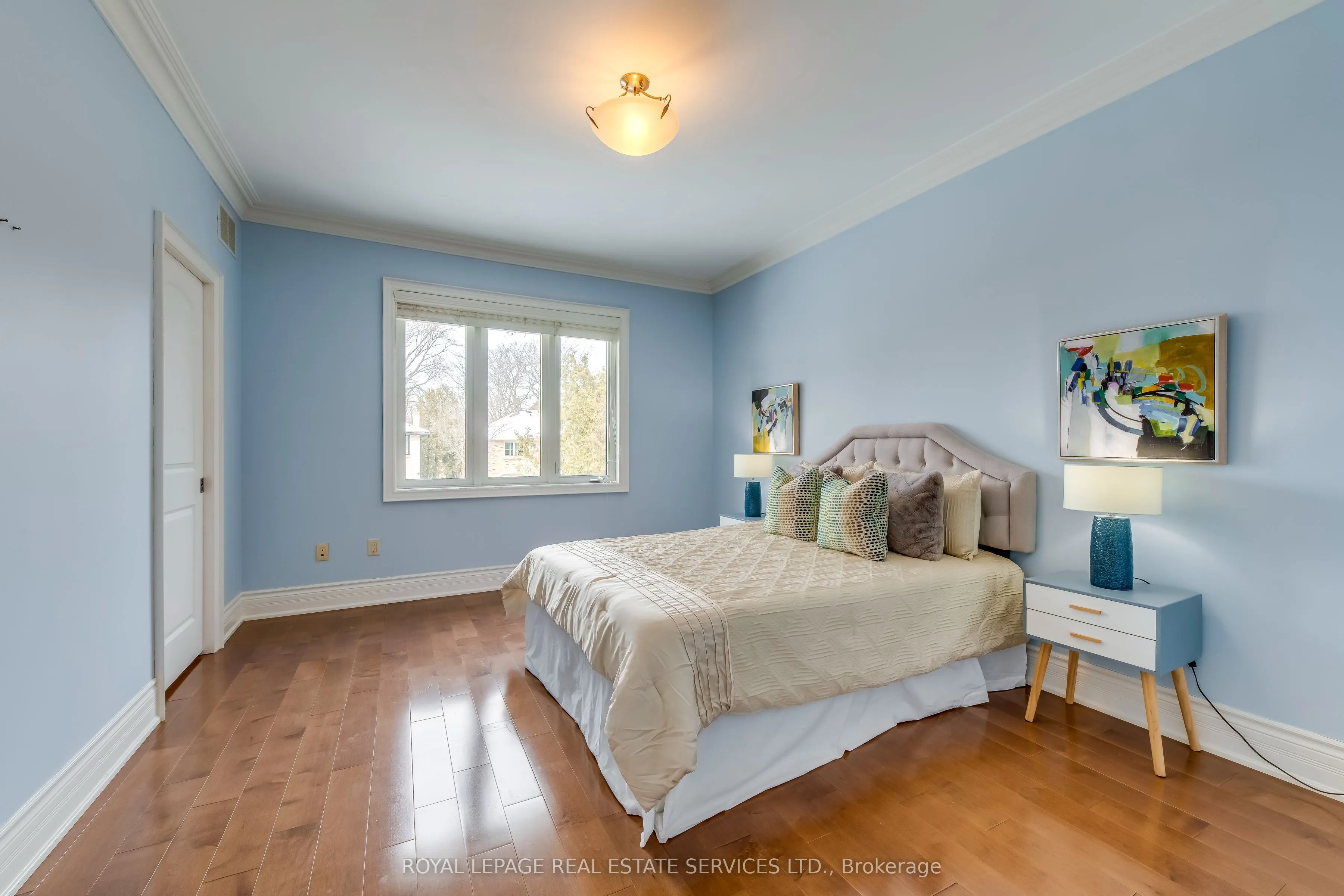 3341 Lakeshore Road