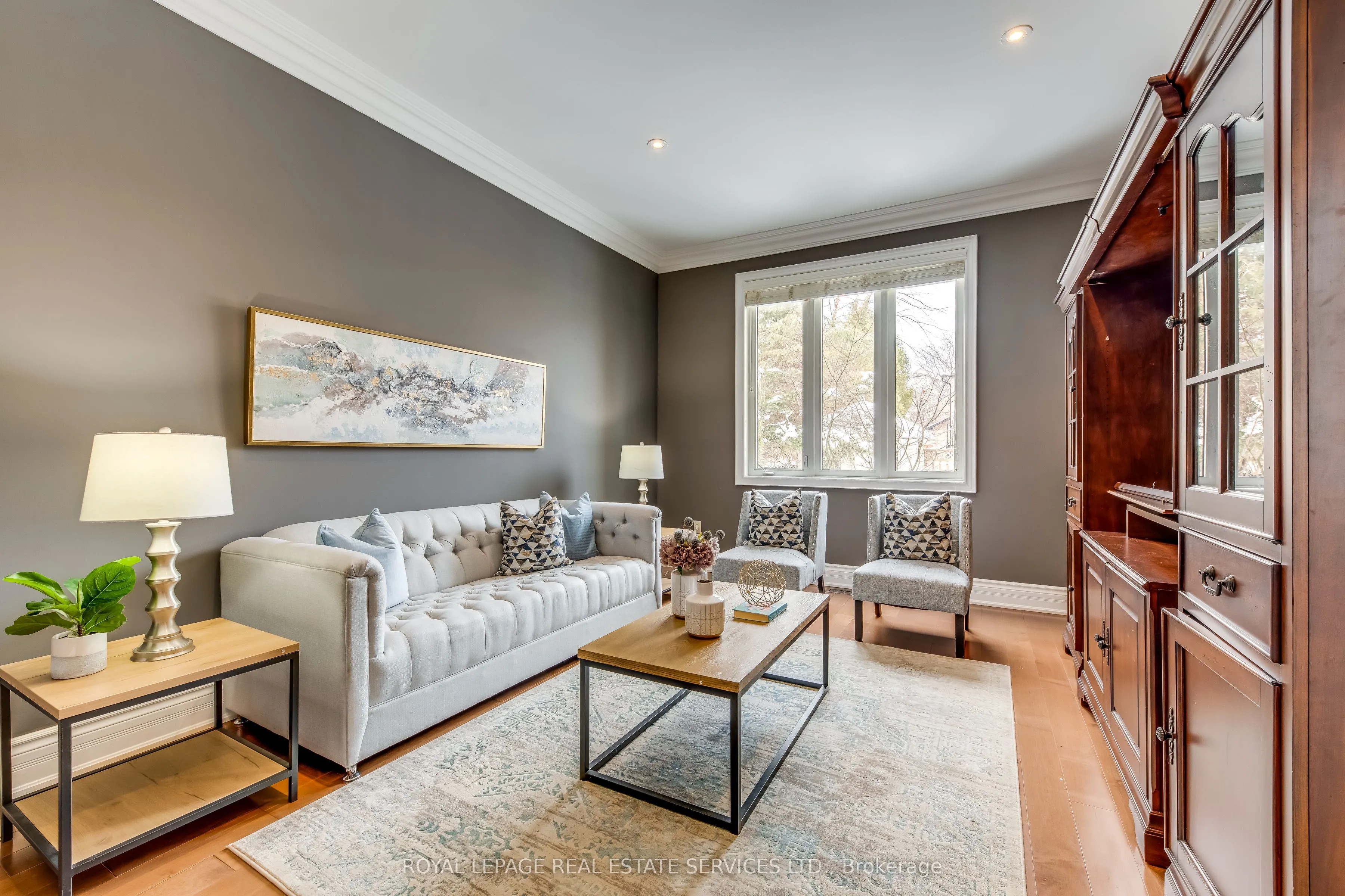 3341 Lakeshore Road