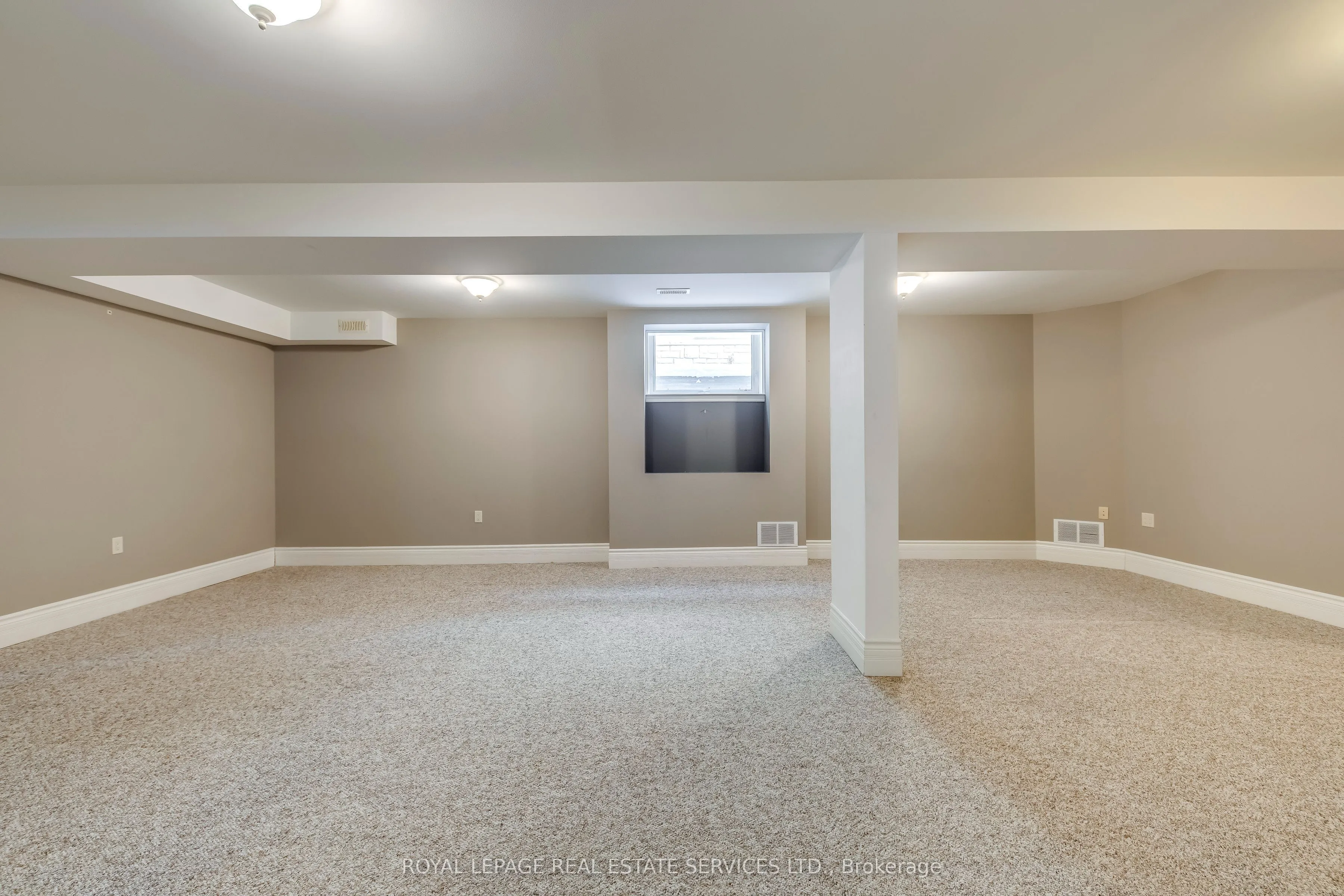 3341 Lakeshore Road