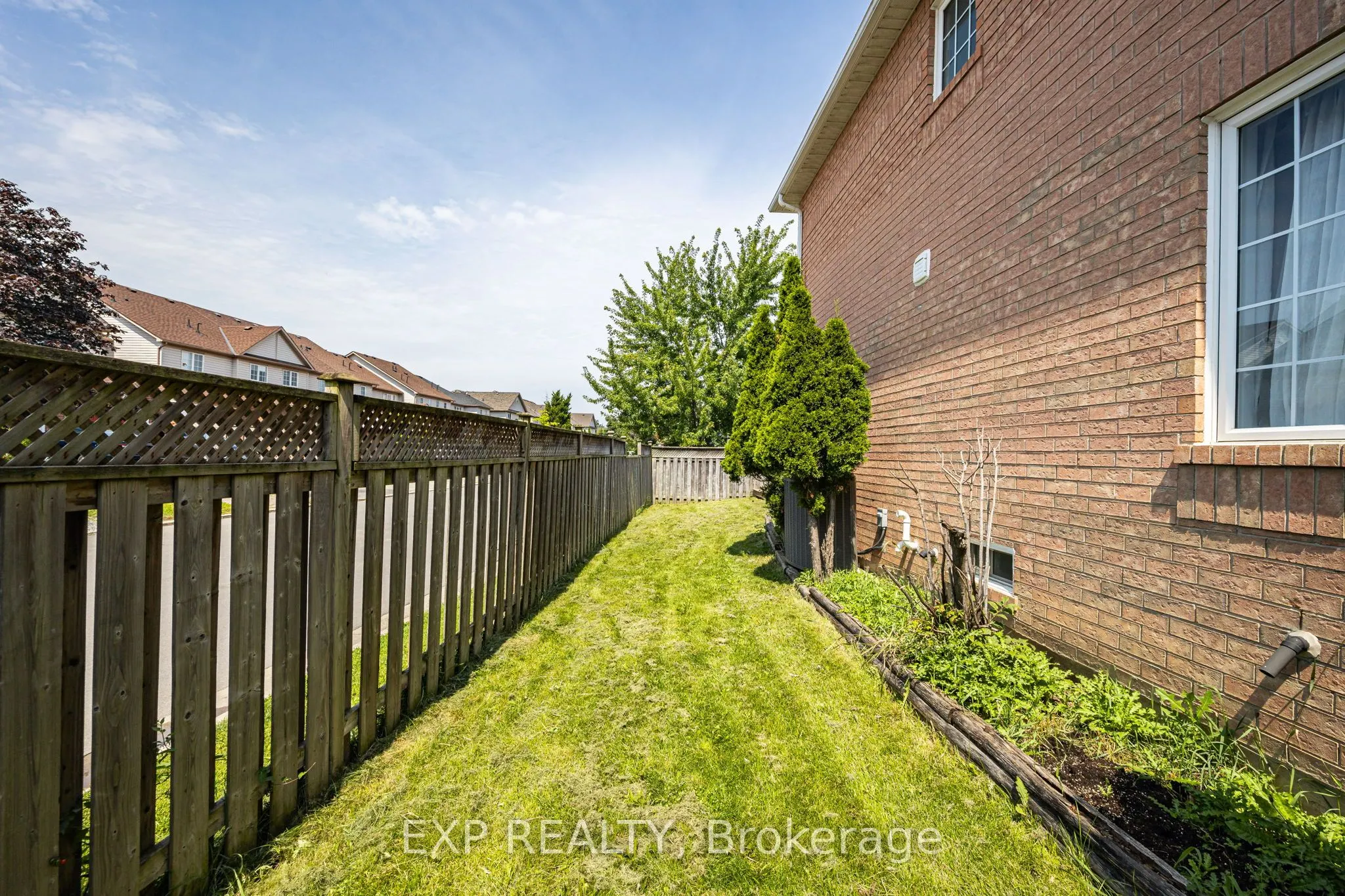 1015 Borden Lane