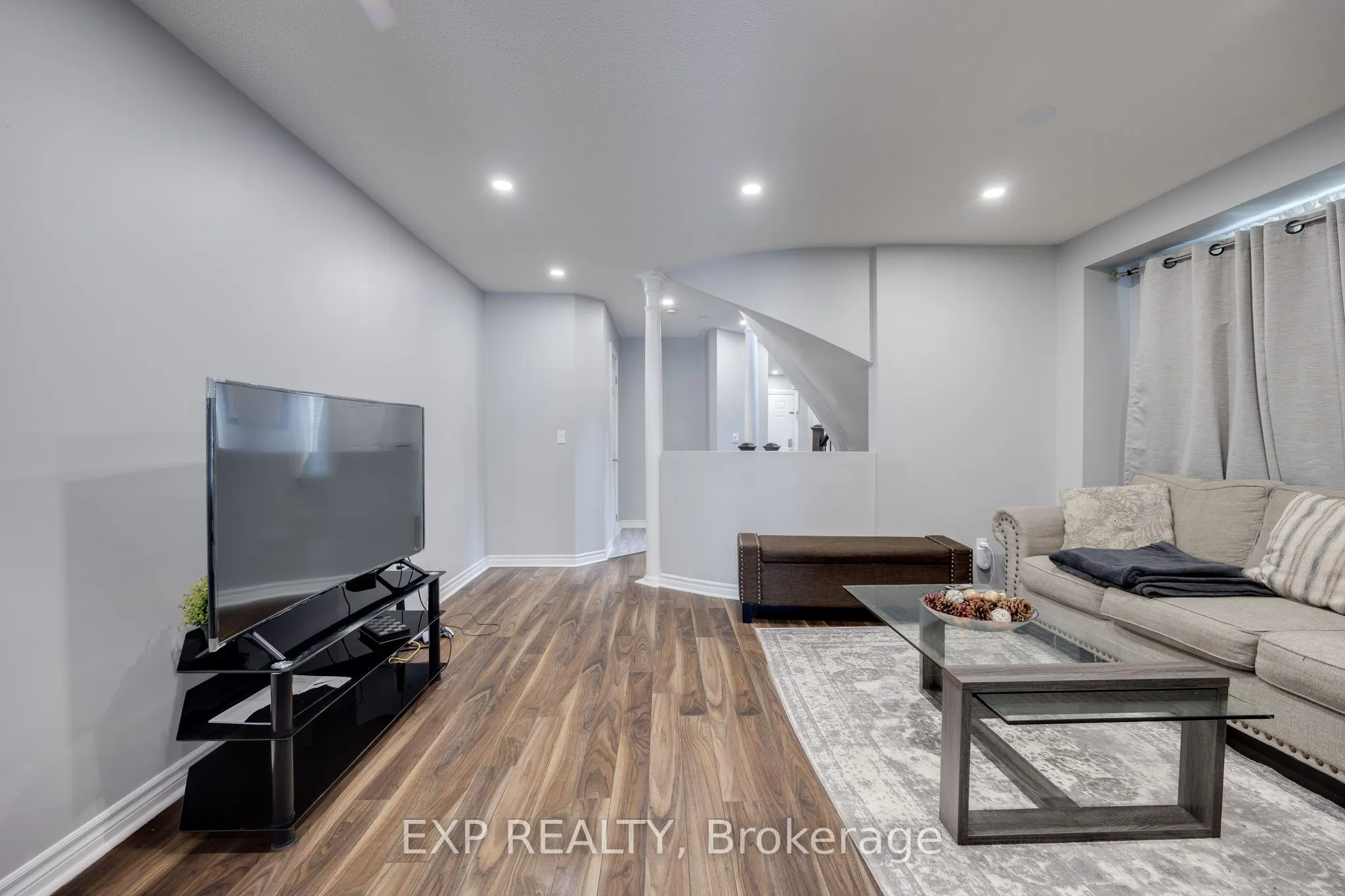 1015 Borden Lane
