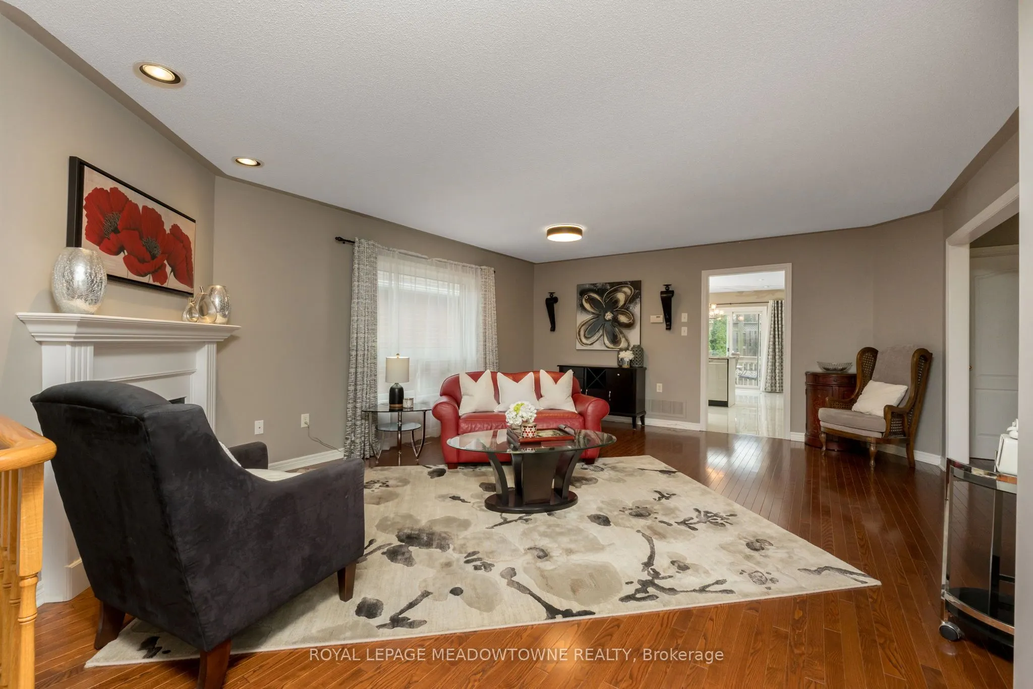 9 Johnson Crescent
